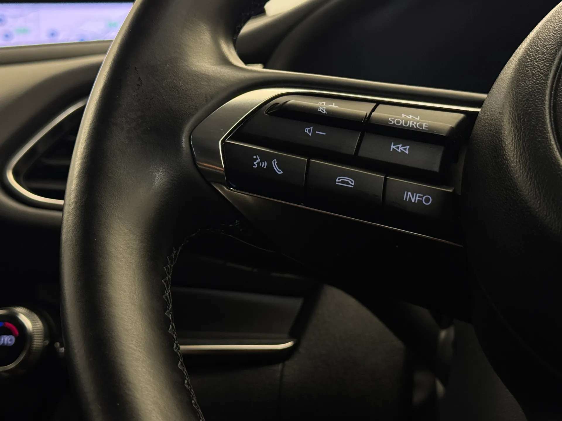 2024 MAZDA CX-30 2024 MAZDA CX-30