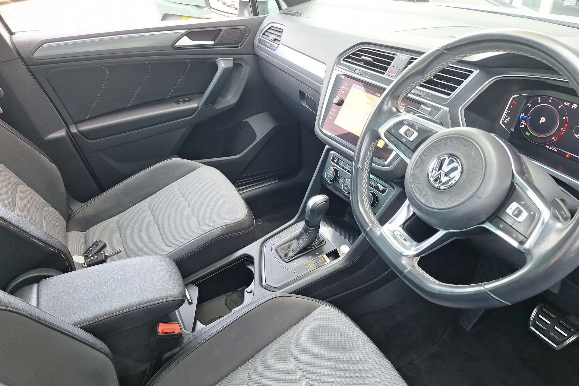 2020 VOLKSWAGEN TIGUAN 2020 VOLKSWAGEN TIGUAN