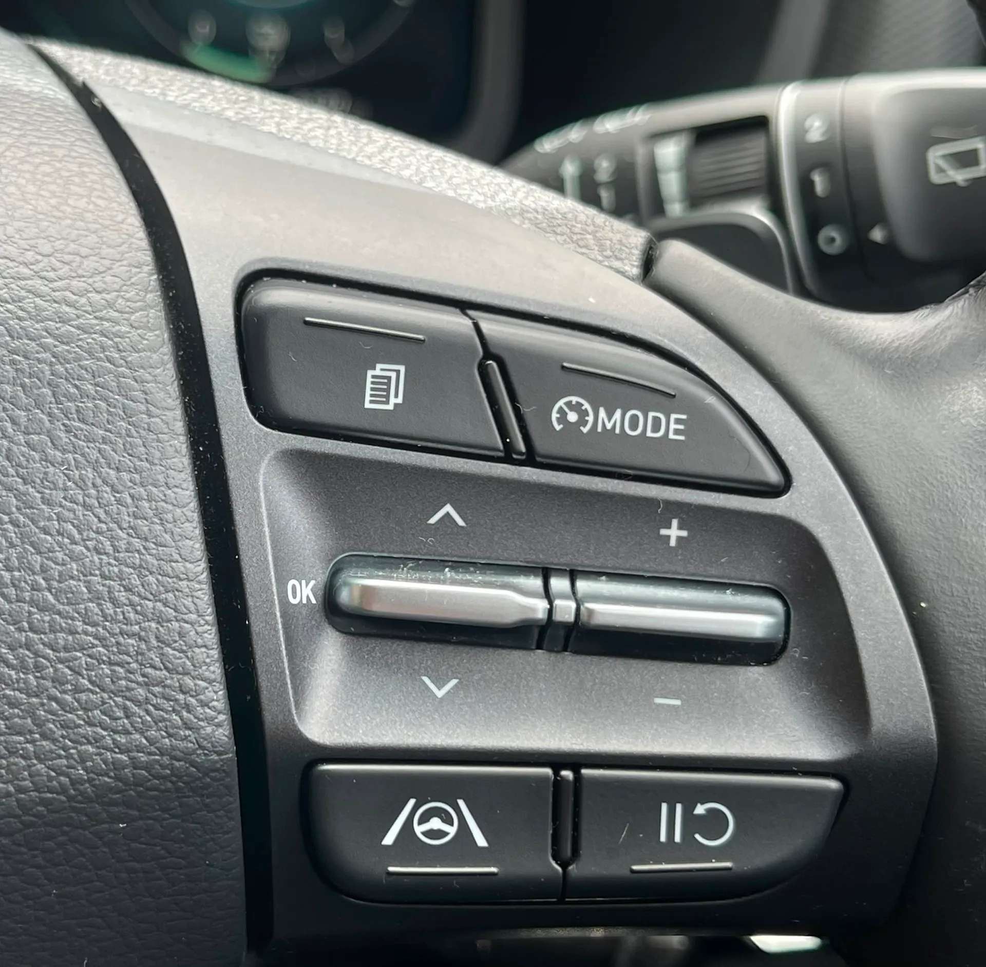 2024 HYUNDAI KONA 2024 HYUNDAI KONA