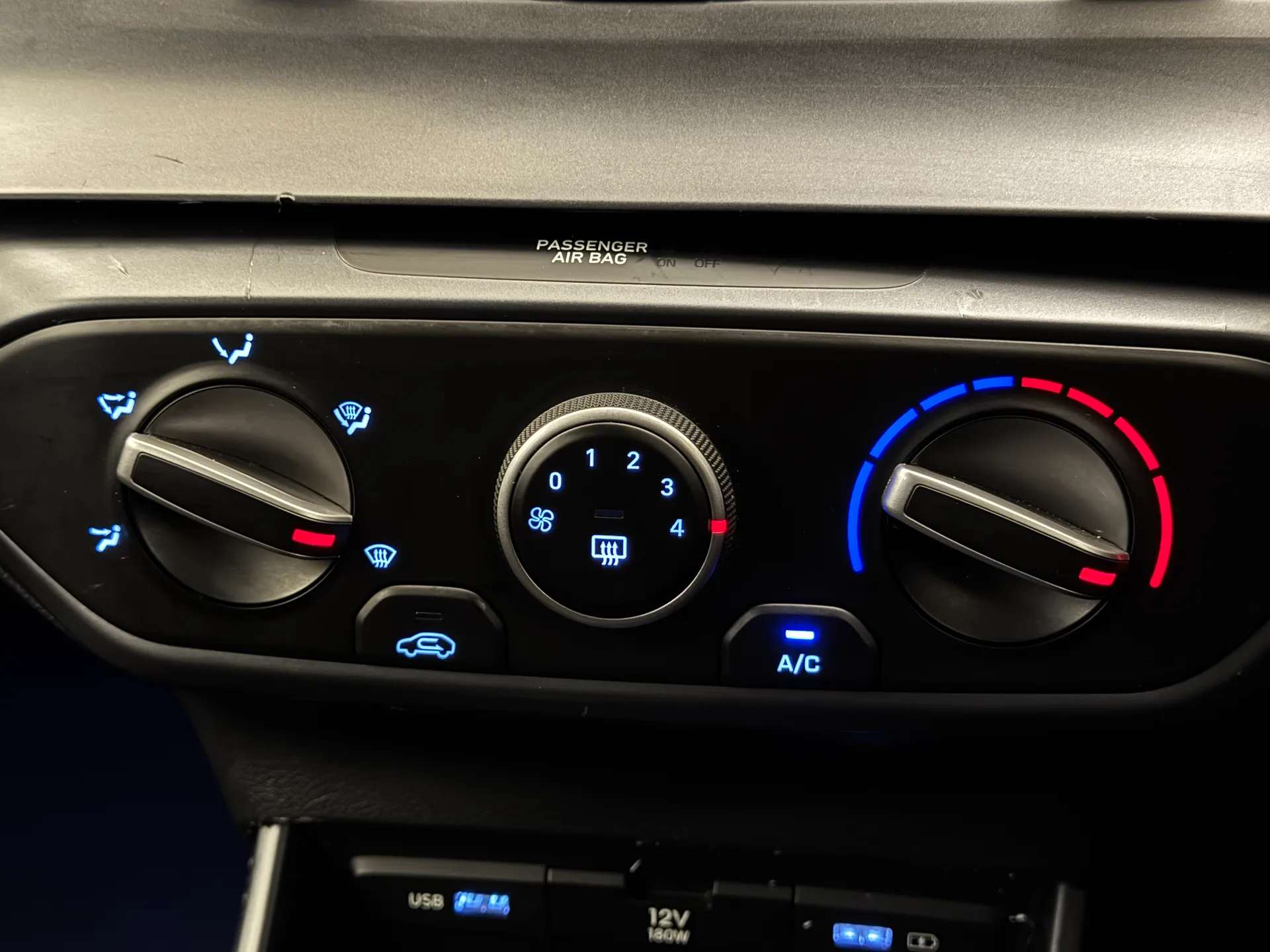 2024 HYUNDAI BAYON 2024 HYUNDAI BAYON