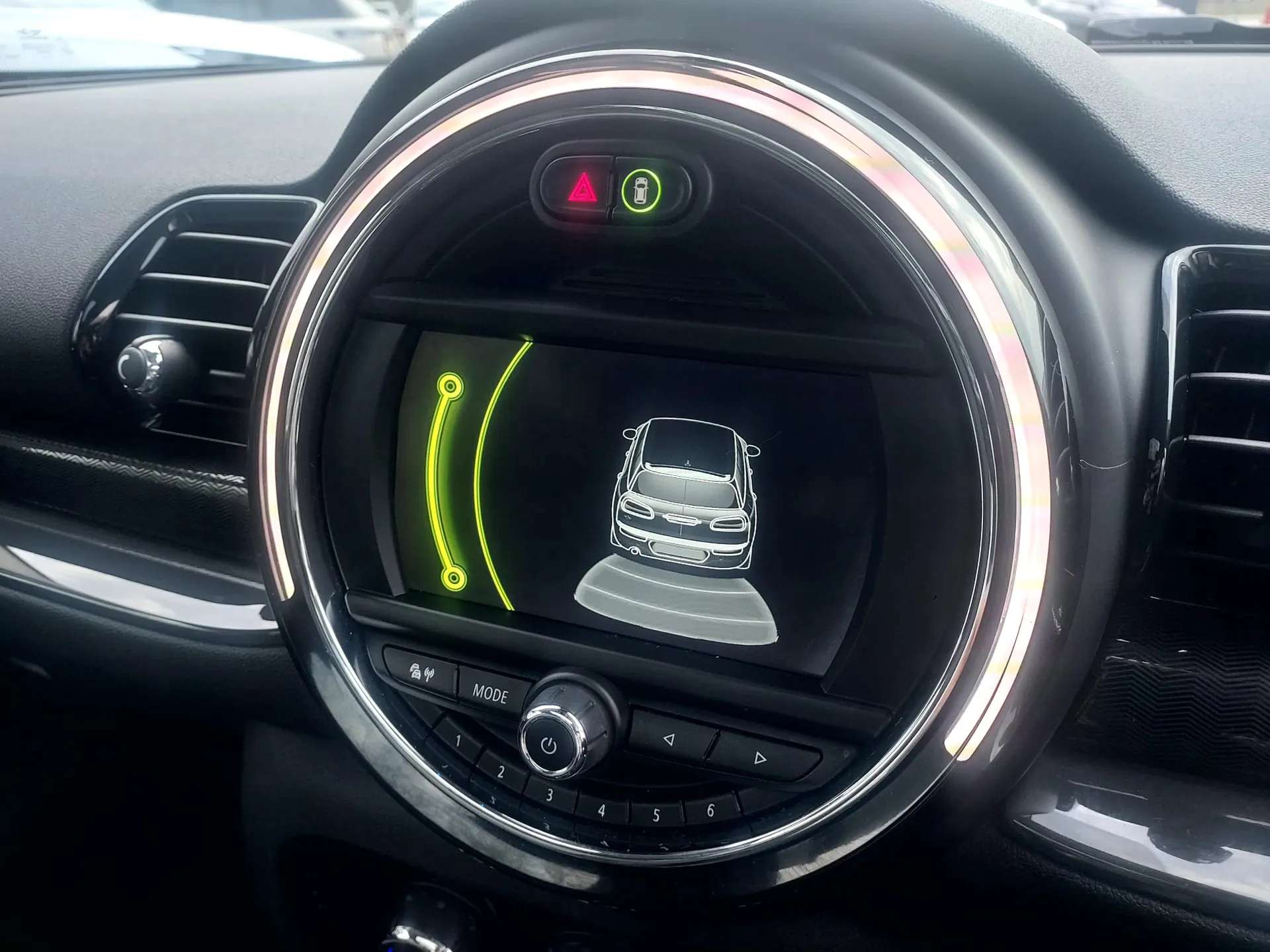 2017 MINI CLUBMAN 2017 MINI CLUBMAN