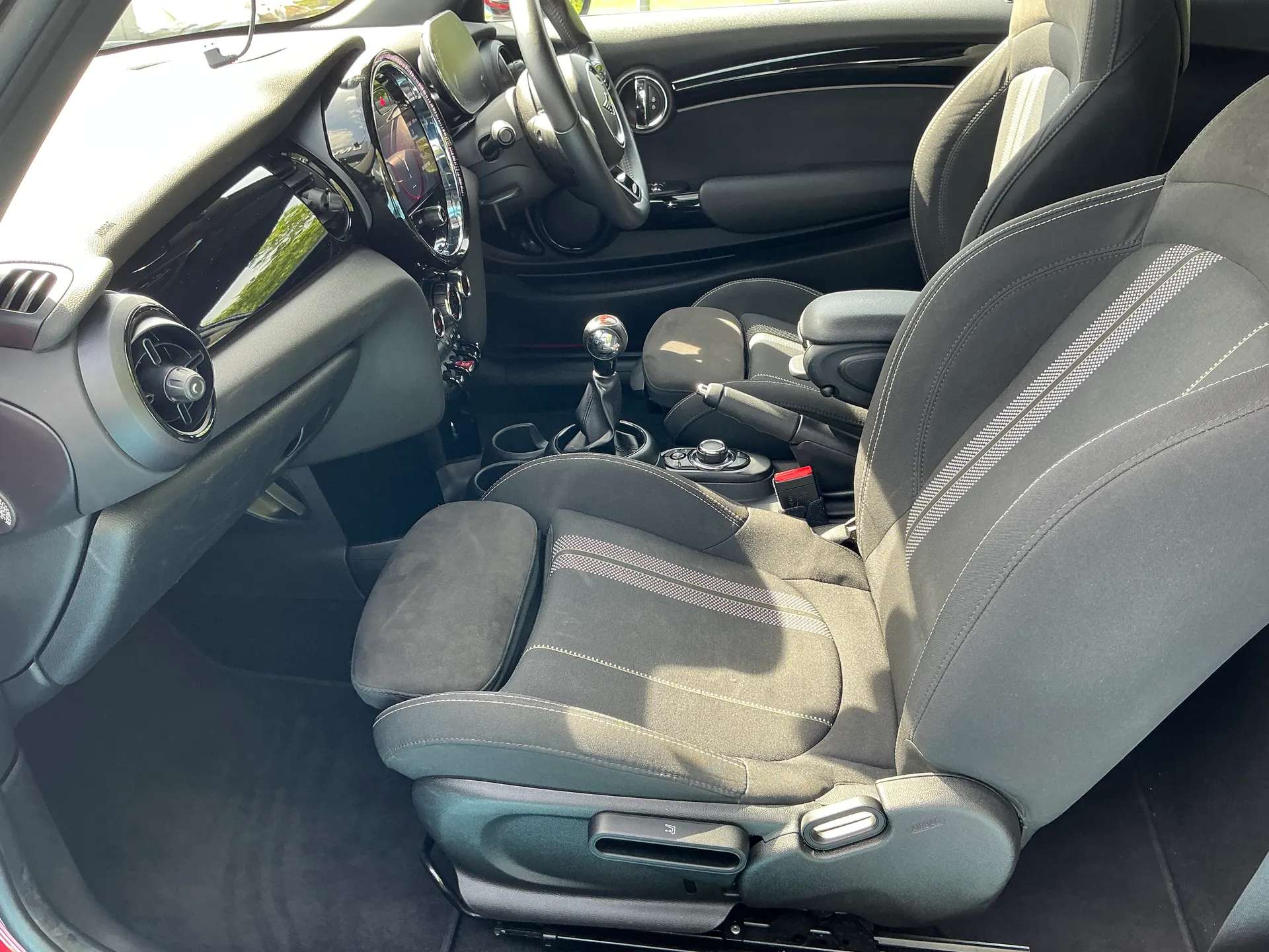 2021 MINI HATCH 2021 MINI HATCH