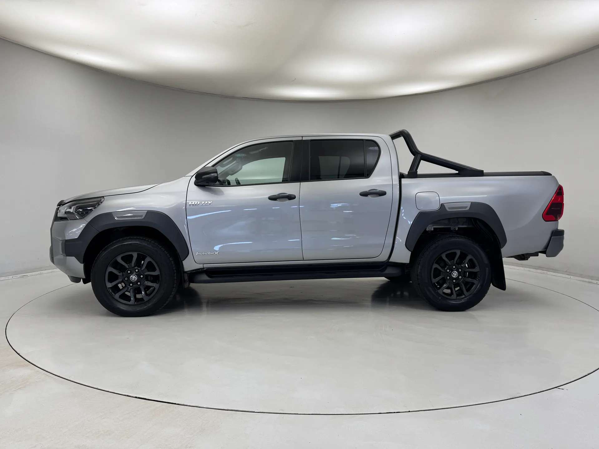 2023 TOYOTA HILUX 2023 TOYOTA HILUX