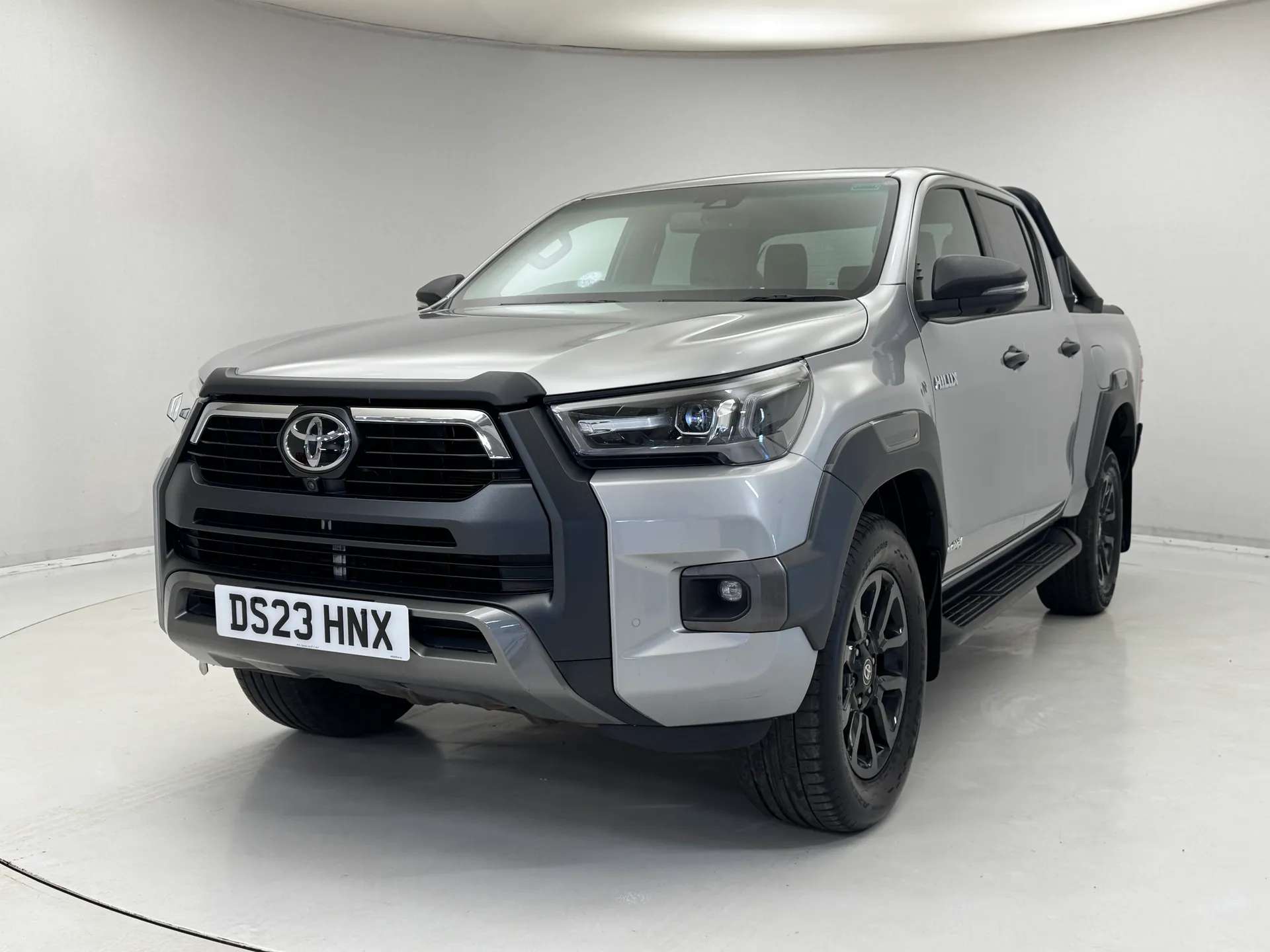 A 2023 TOYOTA HILUX Invincible X D/Cab Pick Up 2.8 D-4D Auto A 2023 TOYOTA HILUX Invincible X D/Cab Pick Up 2.8 D-4D Auto