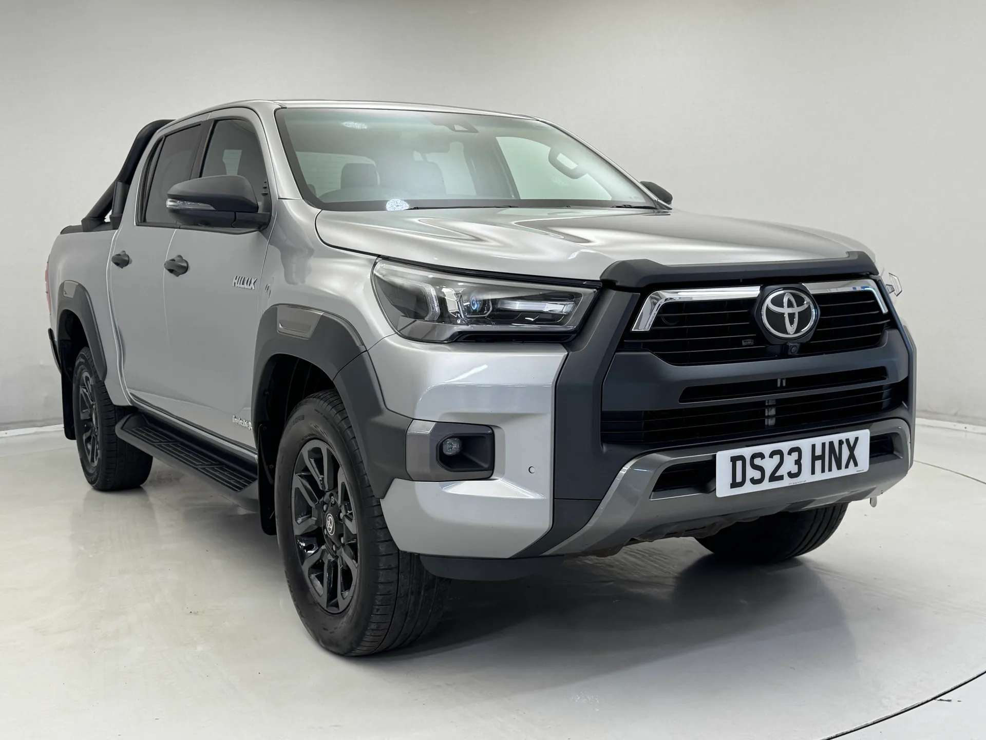 A 2023 TOYOTA HILUX Invincible X D/Cab Pick Up 2.8 D-4D Auto A 2023 TOYOTA HILUX Invincible X D/Cab Pick Up 2.8 D-4D Auto