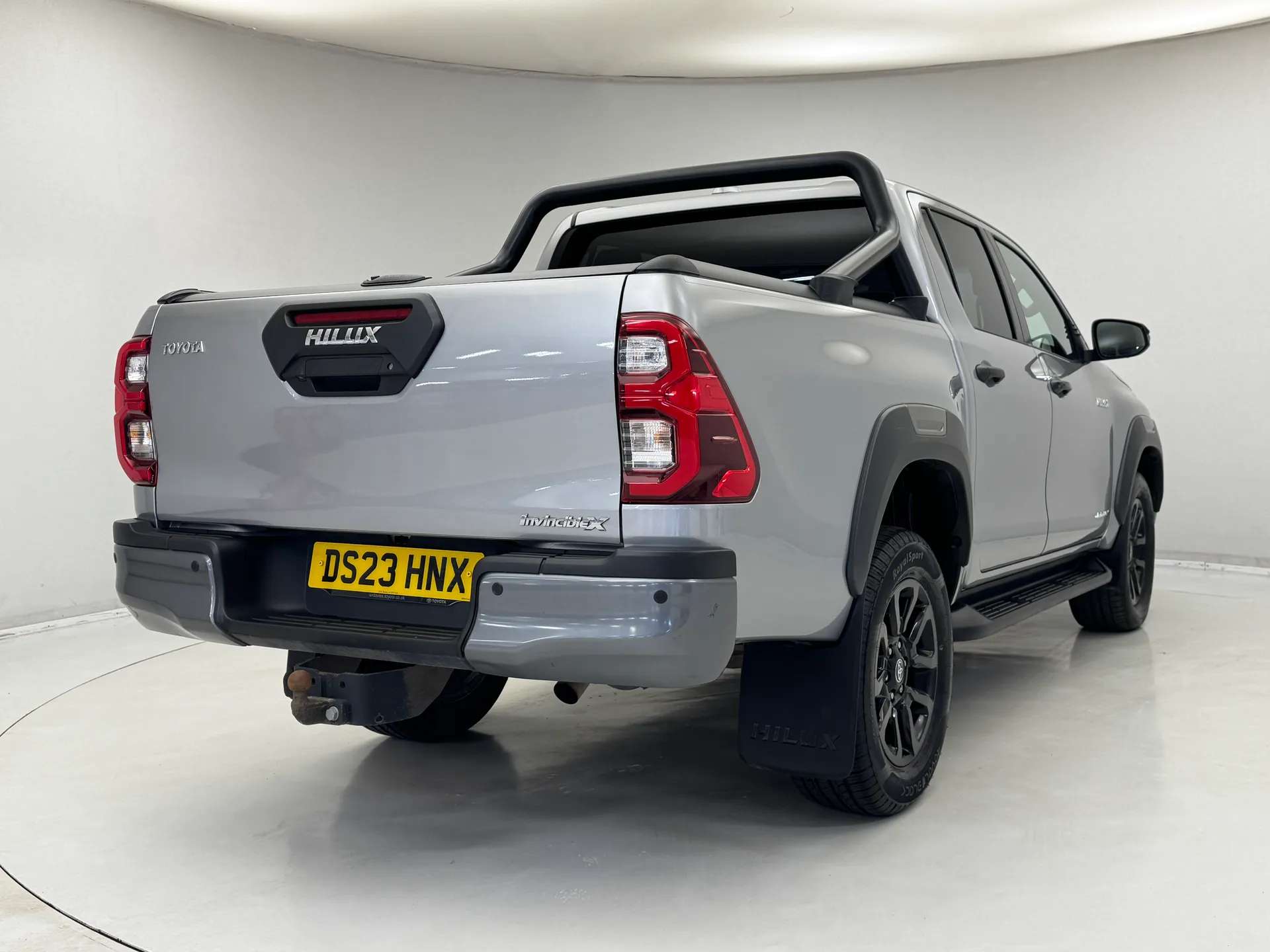2023 TOYOTA HILUX 2023 TOYOTA HILUX