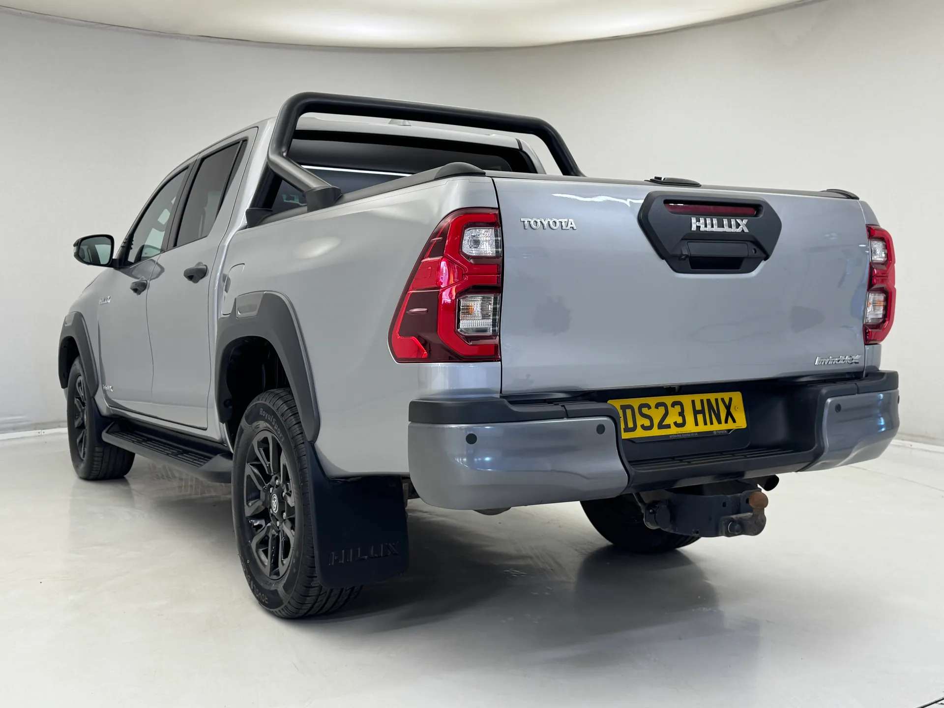 2023 TOYOTA HILUX 2023 TOYOTA HILUX