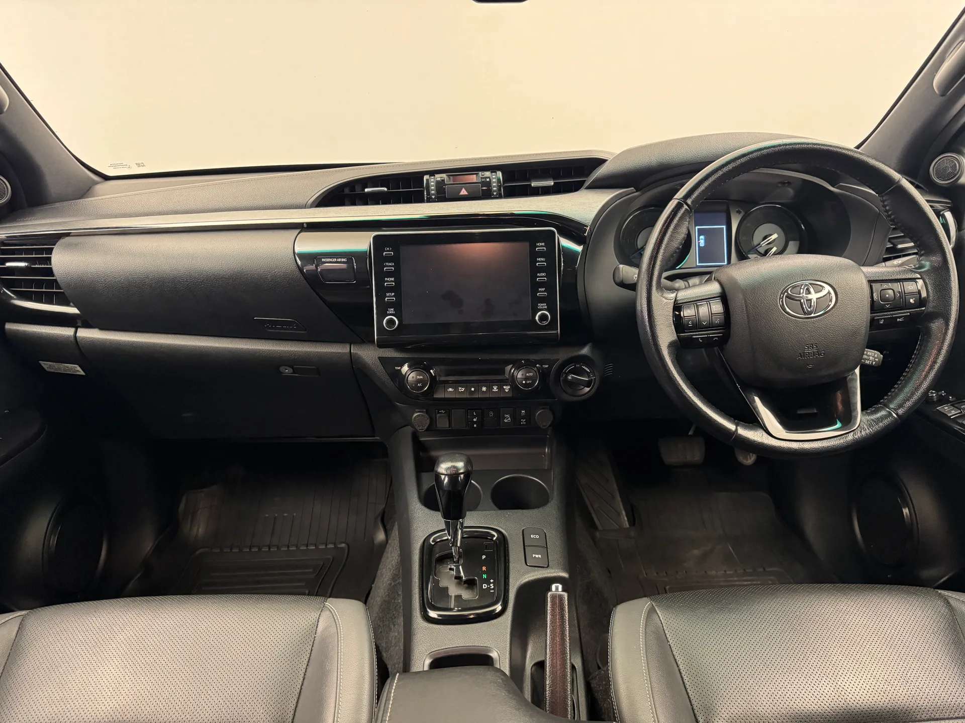 2023 TOYOTA HILUX 2023 TOYOTA HILUX