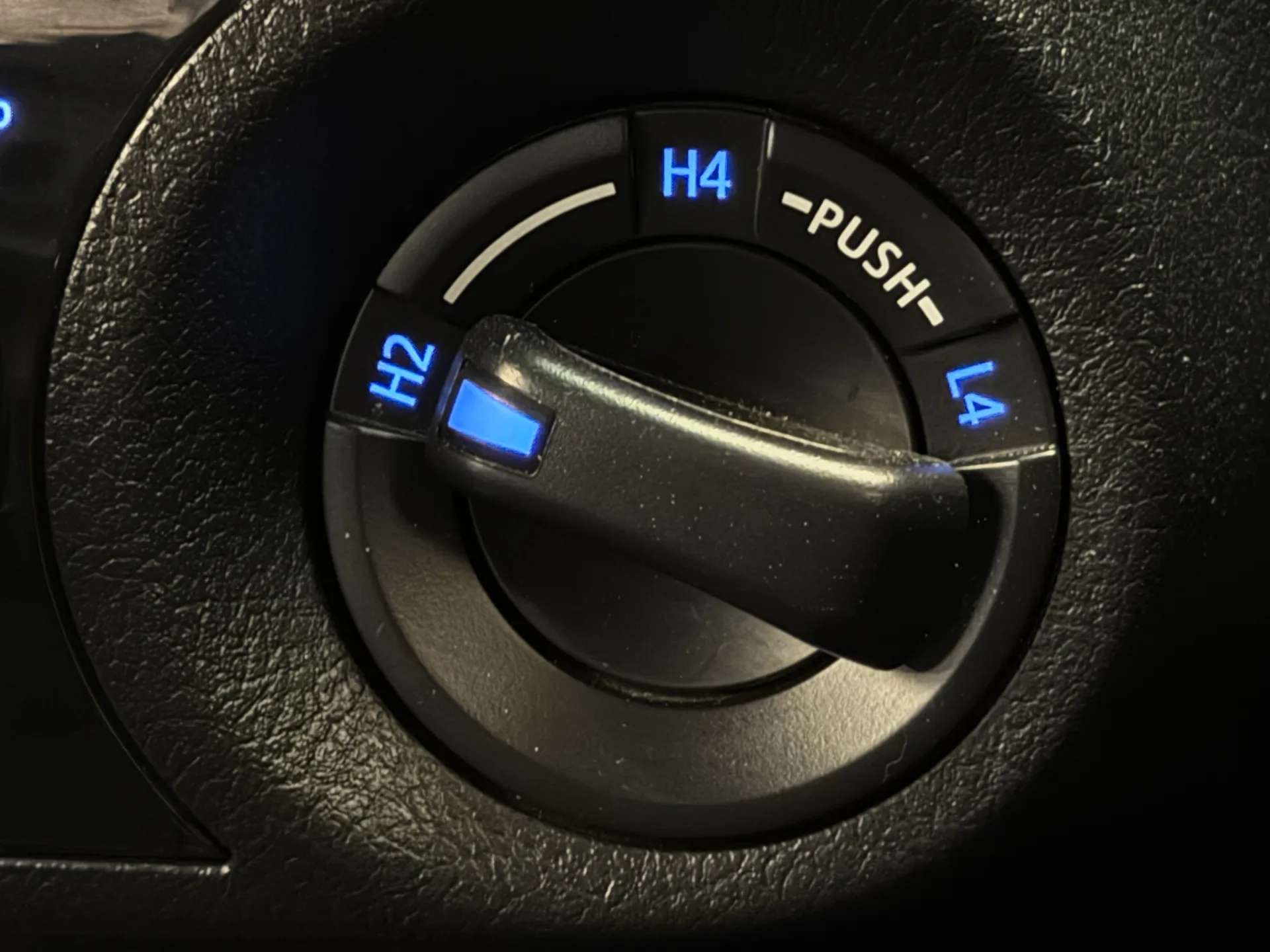 2023 TOYOTA HILUX 2023 TOYOTA HILUX