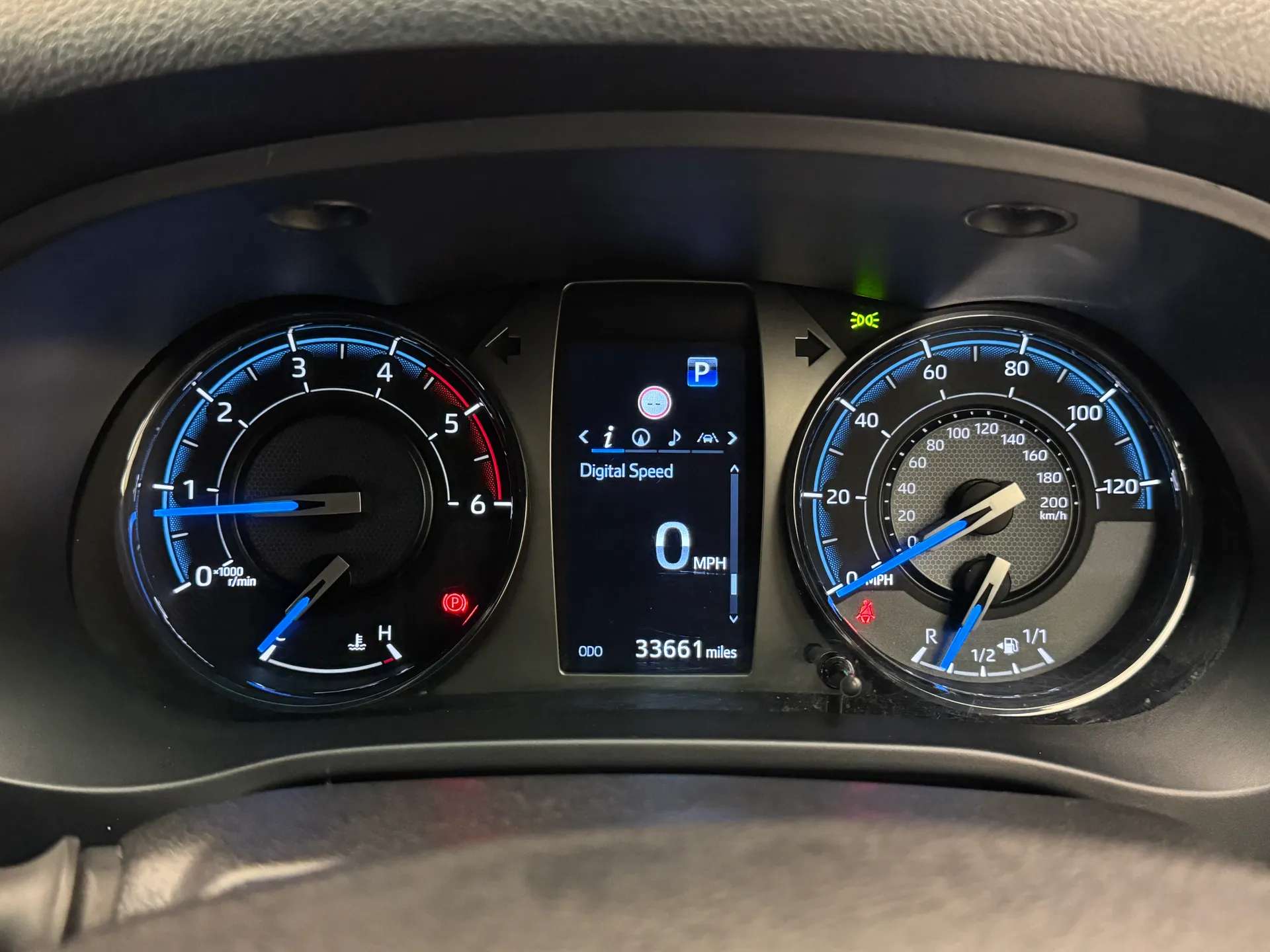 2023 TOYOTA HILUX 2023 TOYOTA HILUX