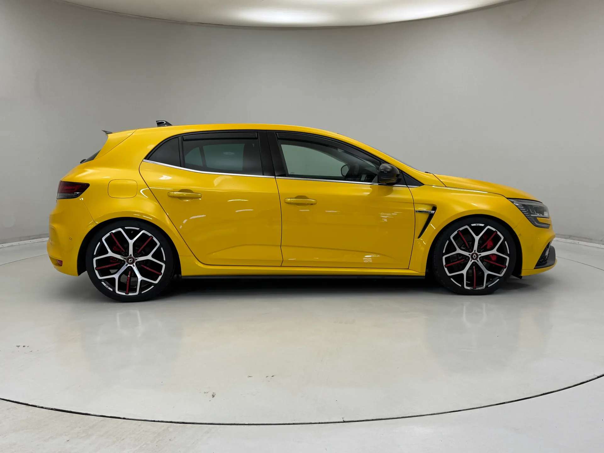 2022 RENAULT MEGANE R.S. 2022 RENAULT MEGANE R.S.