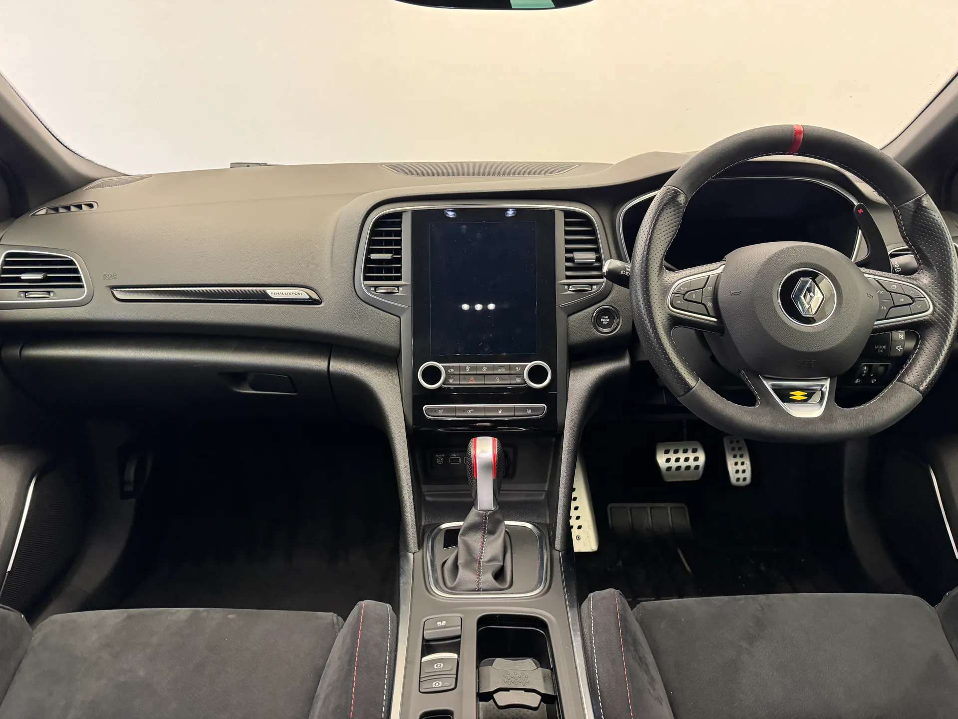 2022 RENAULT MEGANE R.S. 2022 RENAULT MEGANE R.S.