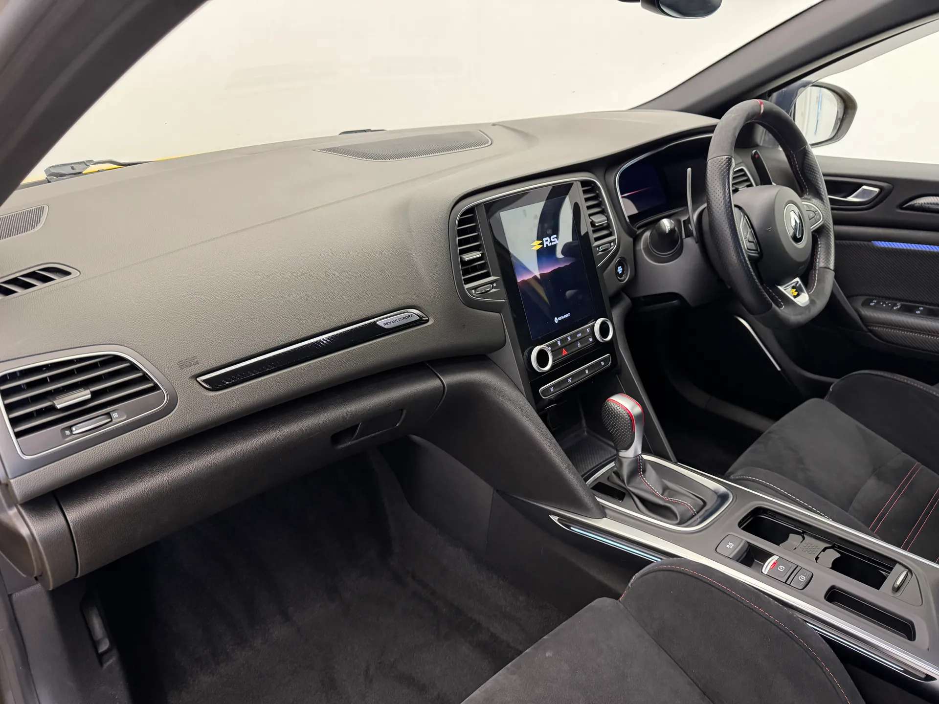 2022 RENAULT MEGANE R.S. 2022 RENAULT MEGANE R.S.