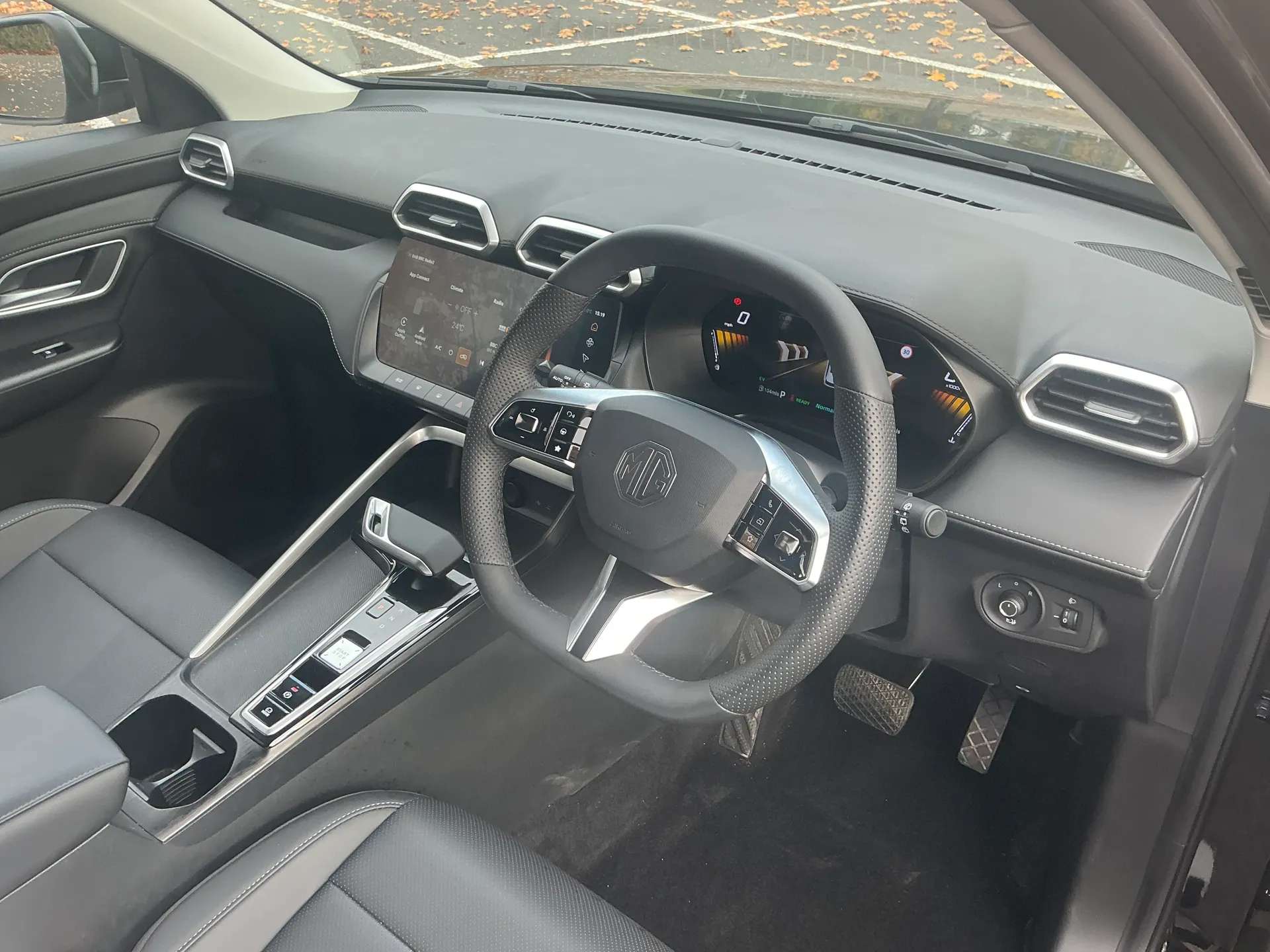 2025 MG MOTOR UK ZS 2025 MG MOTOR UK ZS