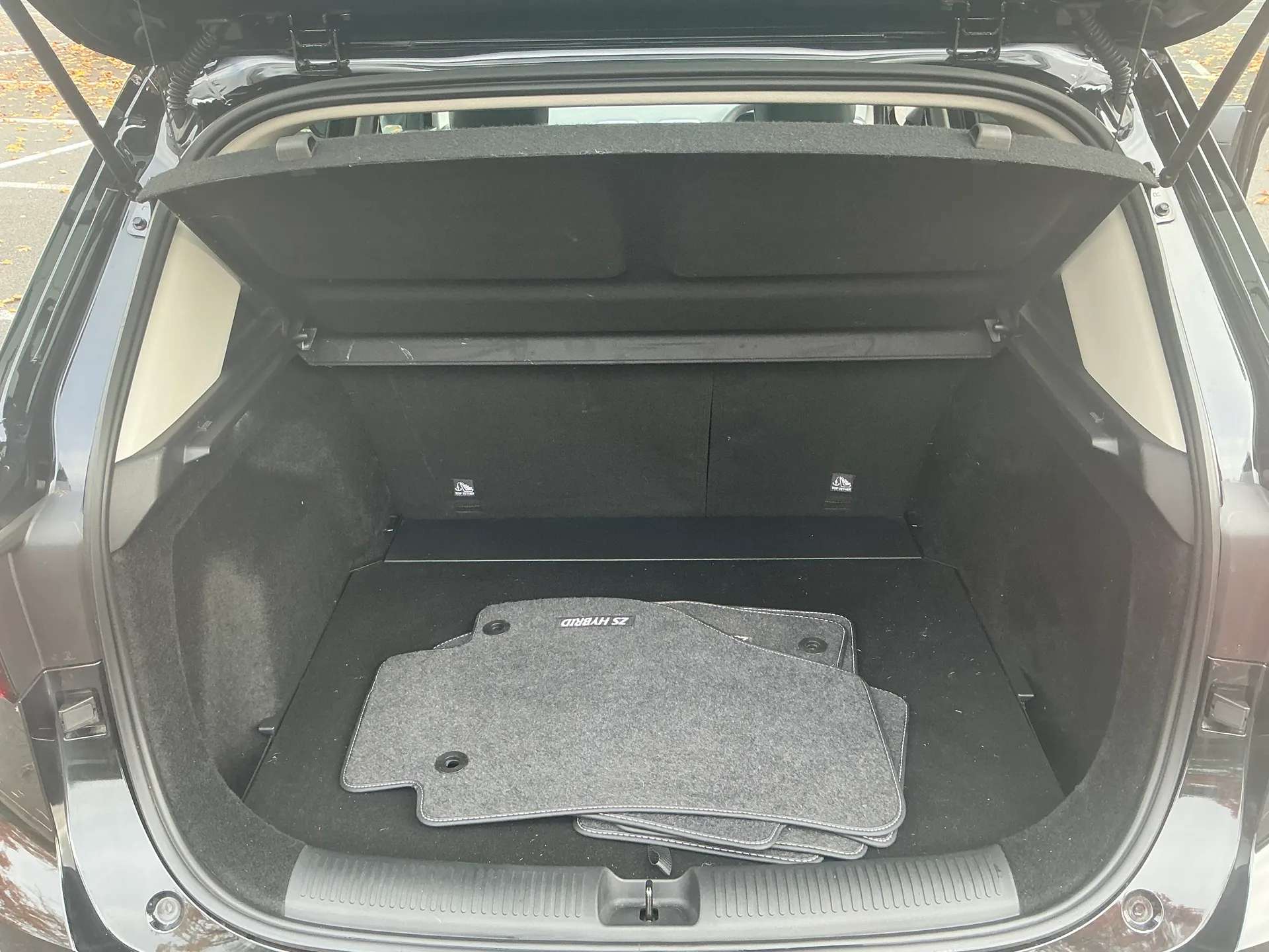 2025 MG MOTOR UK ZS 2025 MG MOTOR UK ZS