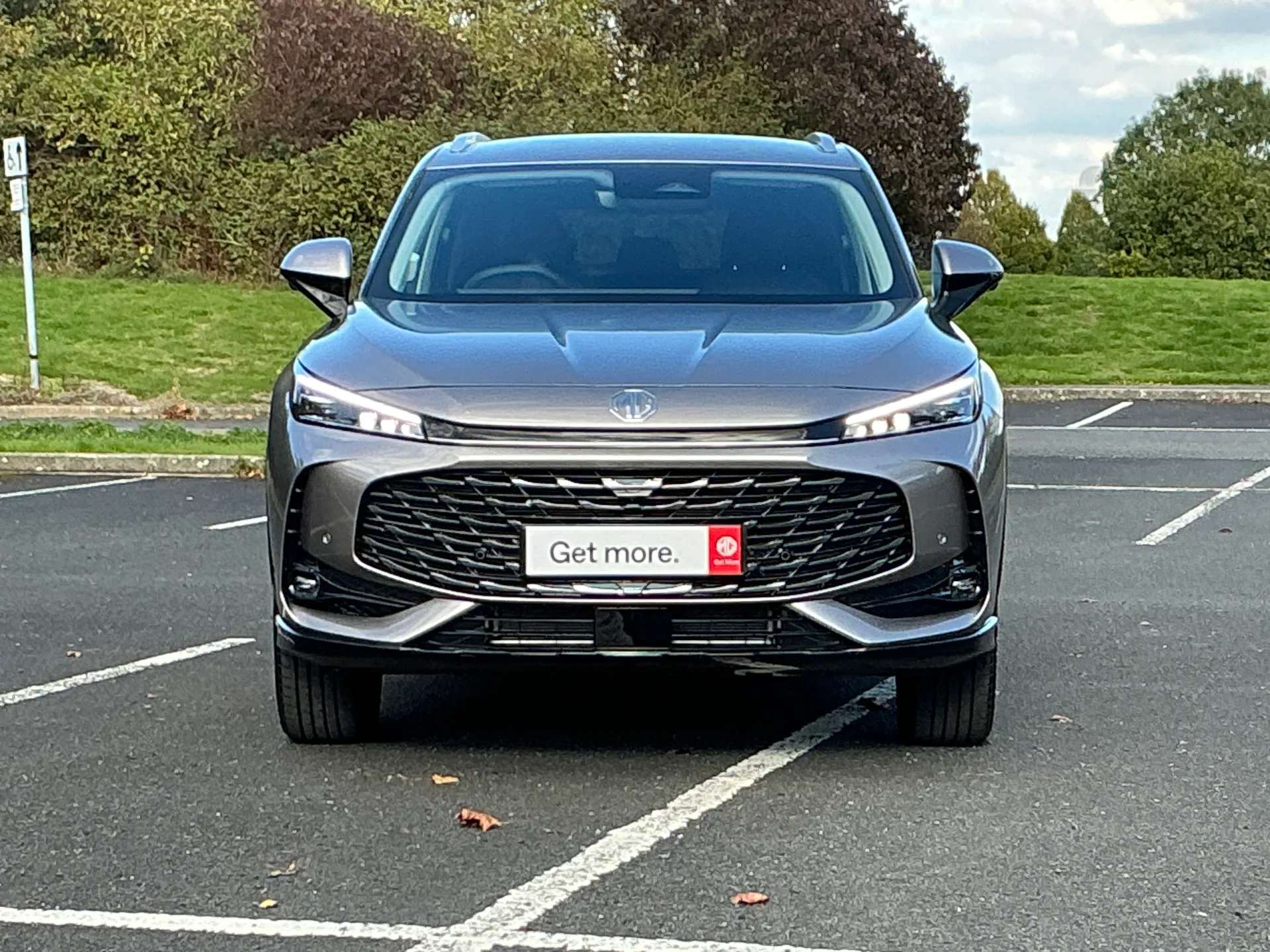 A 2025 MG MOTOR UK HS 1.5 T-GDI Hybrid+ Trophy 5dr Auto A 2025 MG MOTOR UK HS 1.5 T-GDI Hybrid+ Trophy 5dr Auto