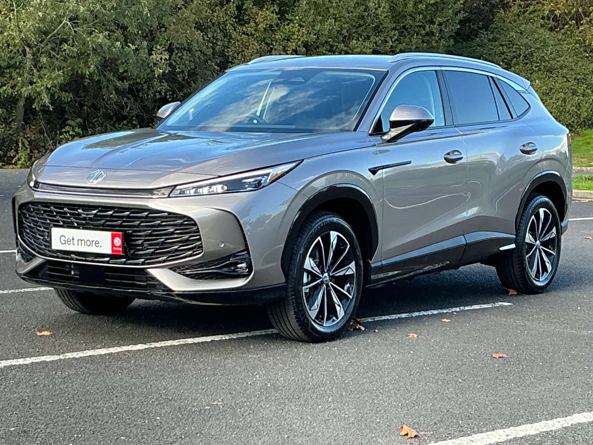 A 2025 MG MOTOR UK HS 1.5 T-GDI Hybrid+ Trophy 5dr Auto A 2025 MG MOTOR UK HS 1.5 T-GDI Hybrid+ Trophy 5dr Auto