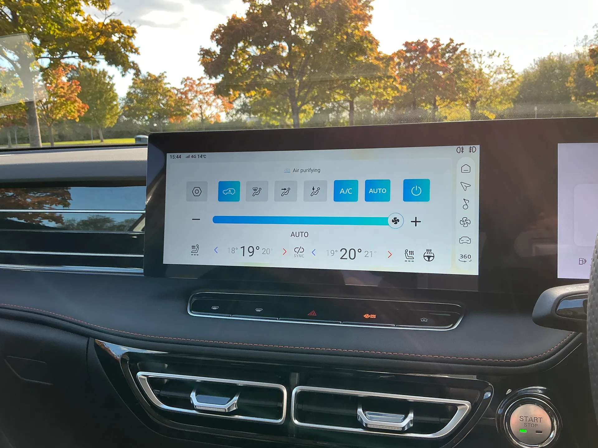 2025 MG MOTOR UK HS 2025 MG MOTOR UK HS