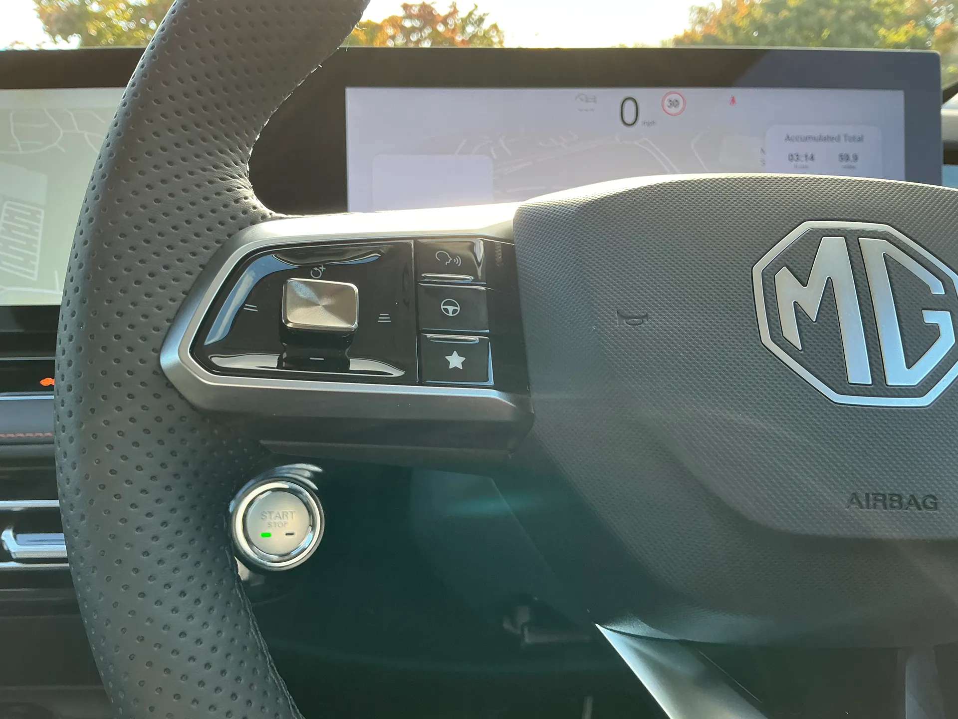 2025 MG MOTOR UK HS 2025 MG MOTOR UK HS