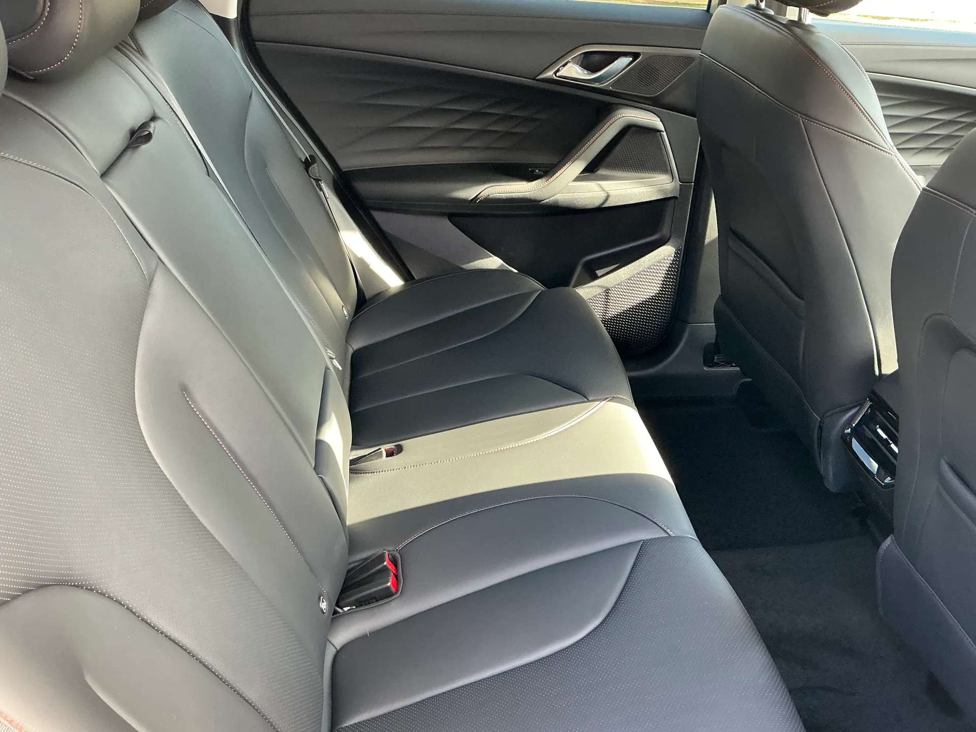 2025 MG MOTOR UK HS 2025 MG MOTOR UK HS