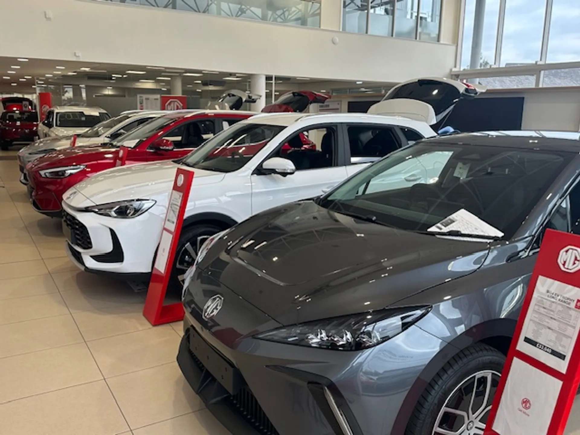 A 2025 MG MOTOR UK ZS 1.5 Hybrid+ Trophy 5dr Auto A 2025 MG MOTOR UK ZS 1.5 Hybrid+ Trophy 5dr Auto