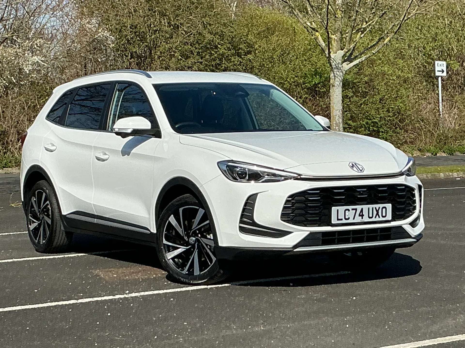 A 2024 MG MOTOR UK ZS 1.5 Hybrid+ Trophy 5dr Auto A 2024 MG MOTOR UK ZS 1.5 Hybrid+ Trophy 5dr Auto