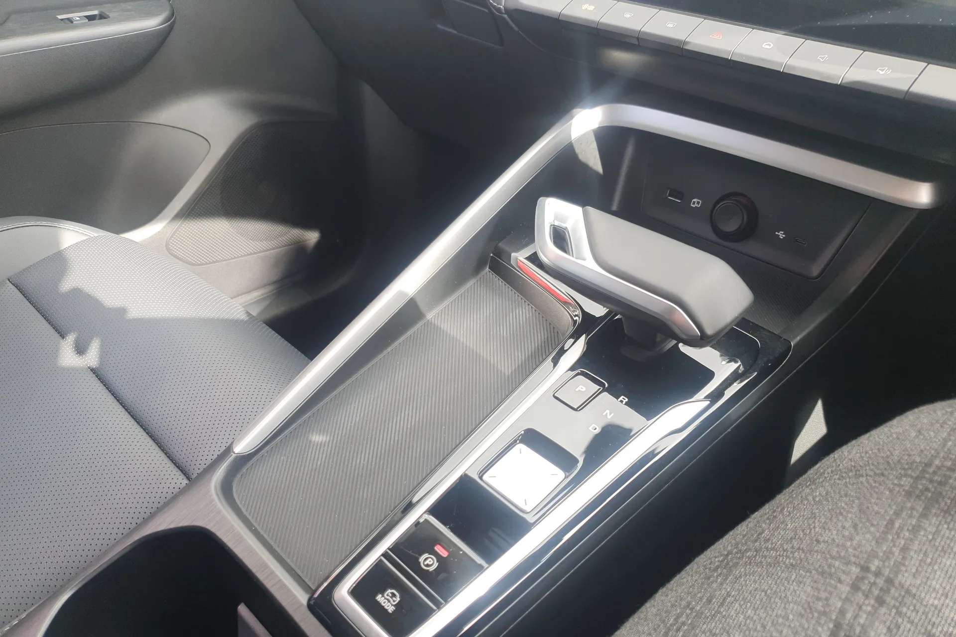 2025 MG ZS 2025 MG ZS