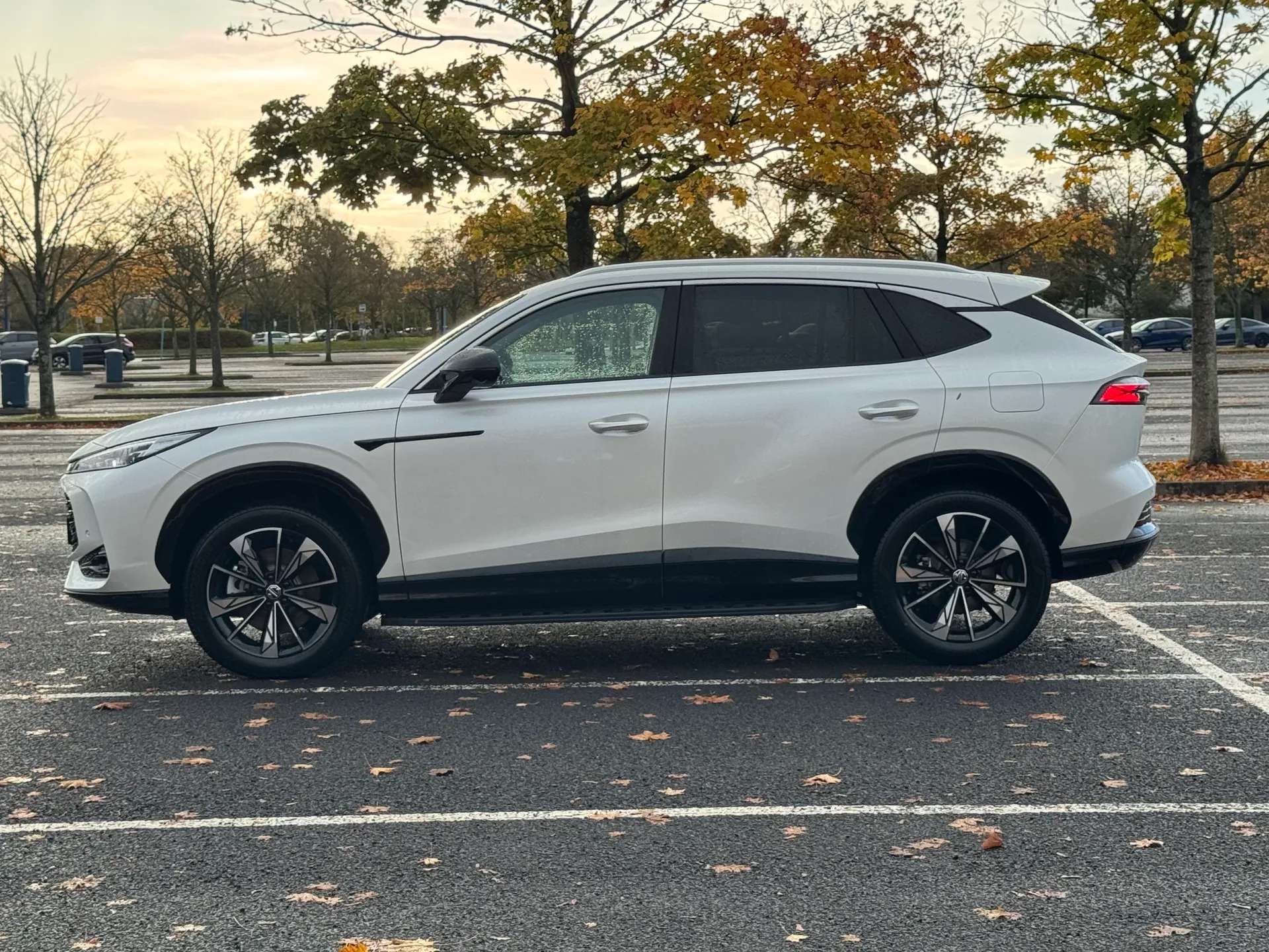 2025 MG MOTOR UK HS 2025 MG MOTOR UK HS