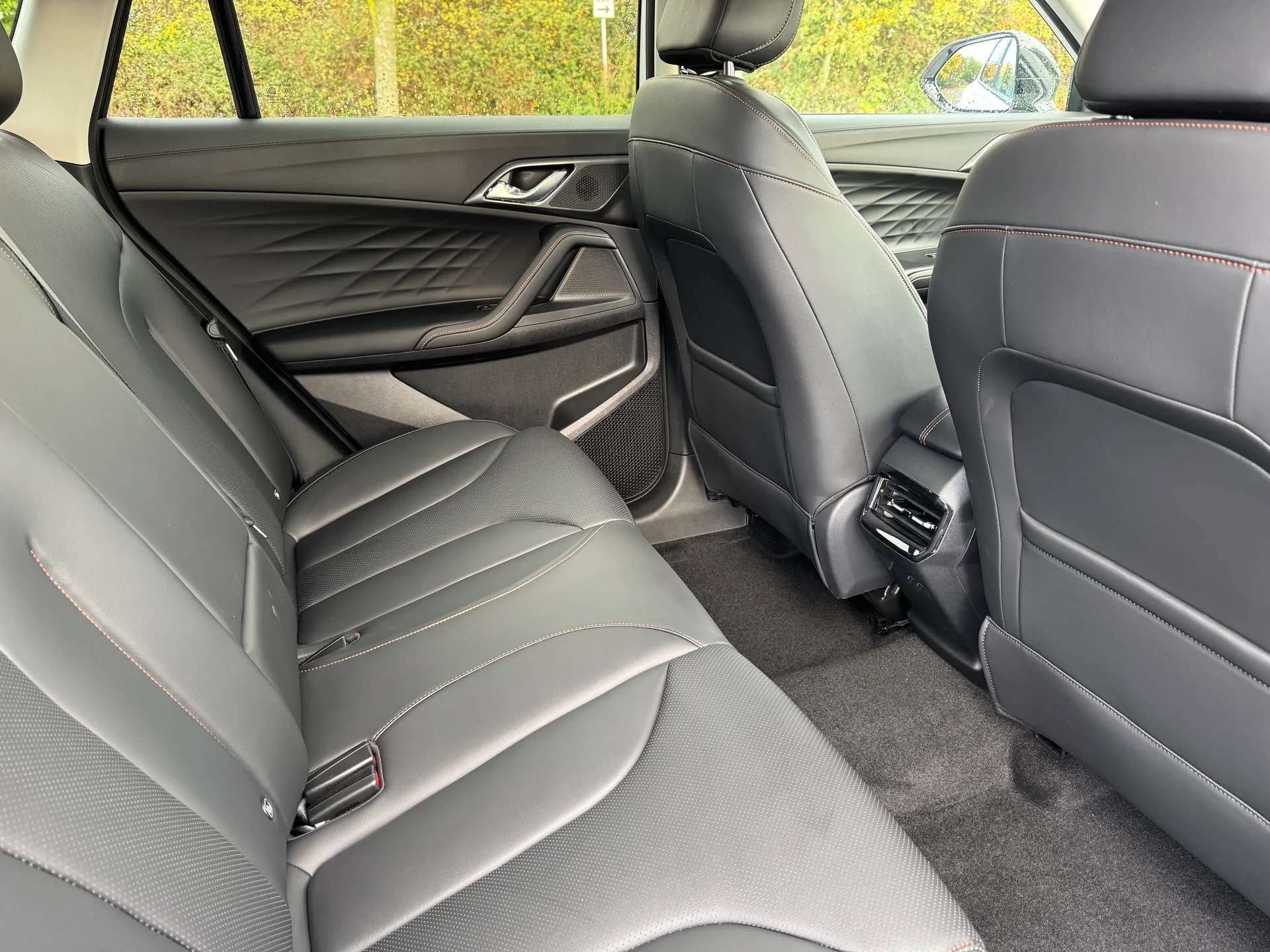 2025 MG MOTOR UK HS 2025 MG MOTOR UK HS