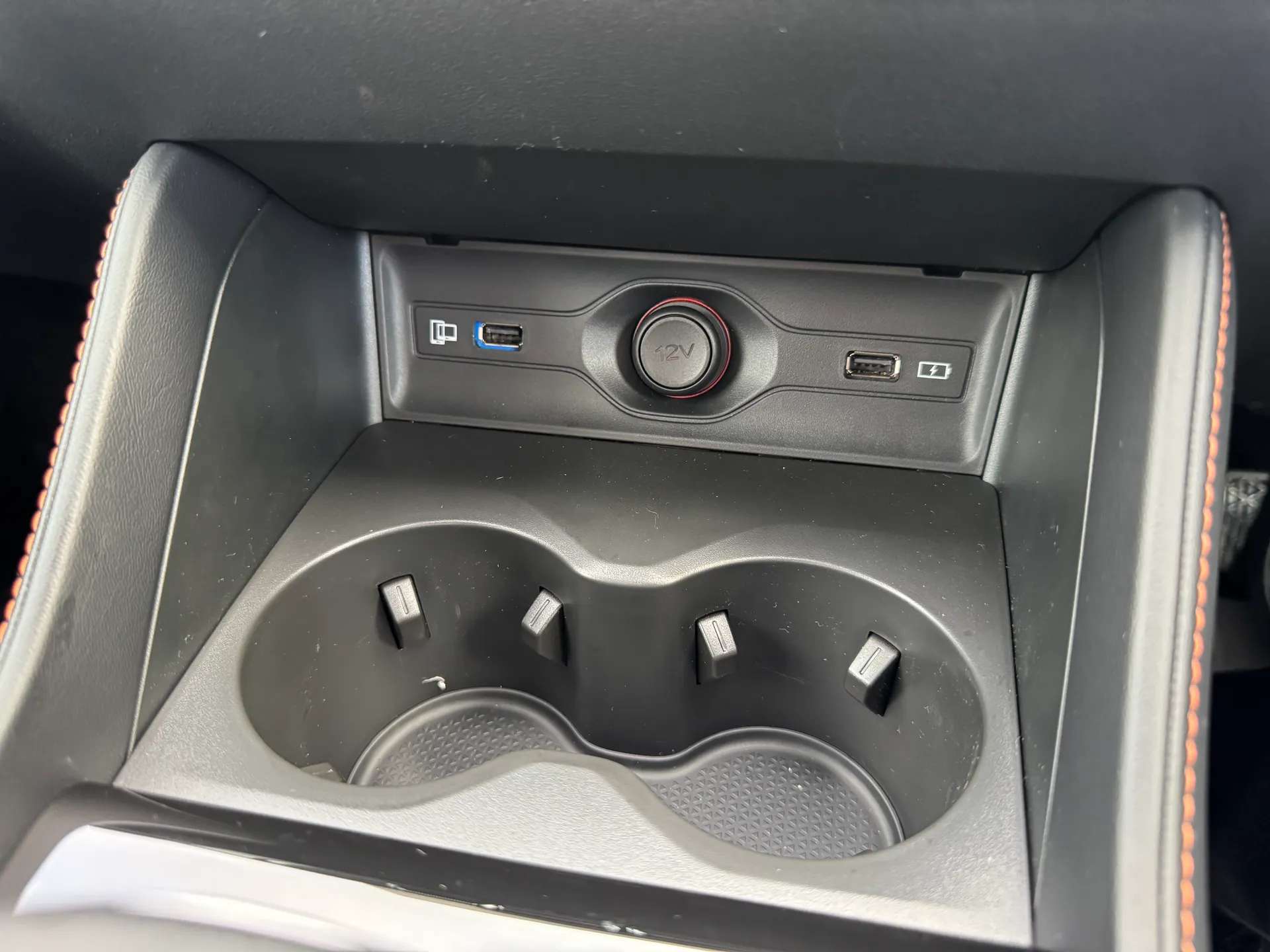 2025 MG MOTOR UK HS 2025 MG MOTOR UK HS