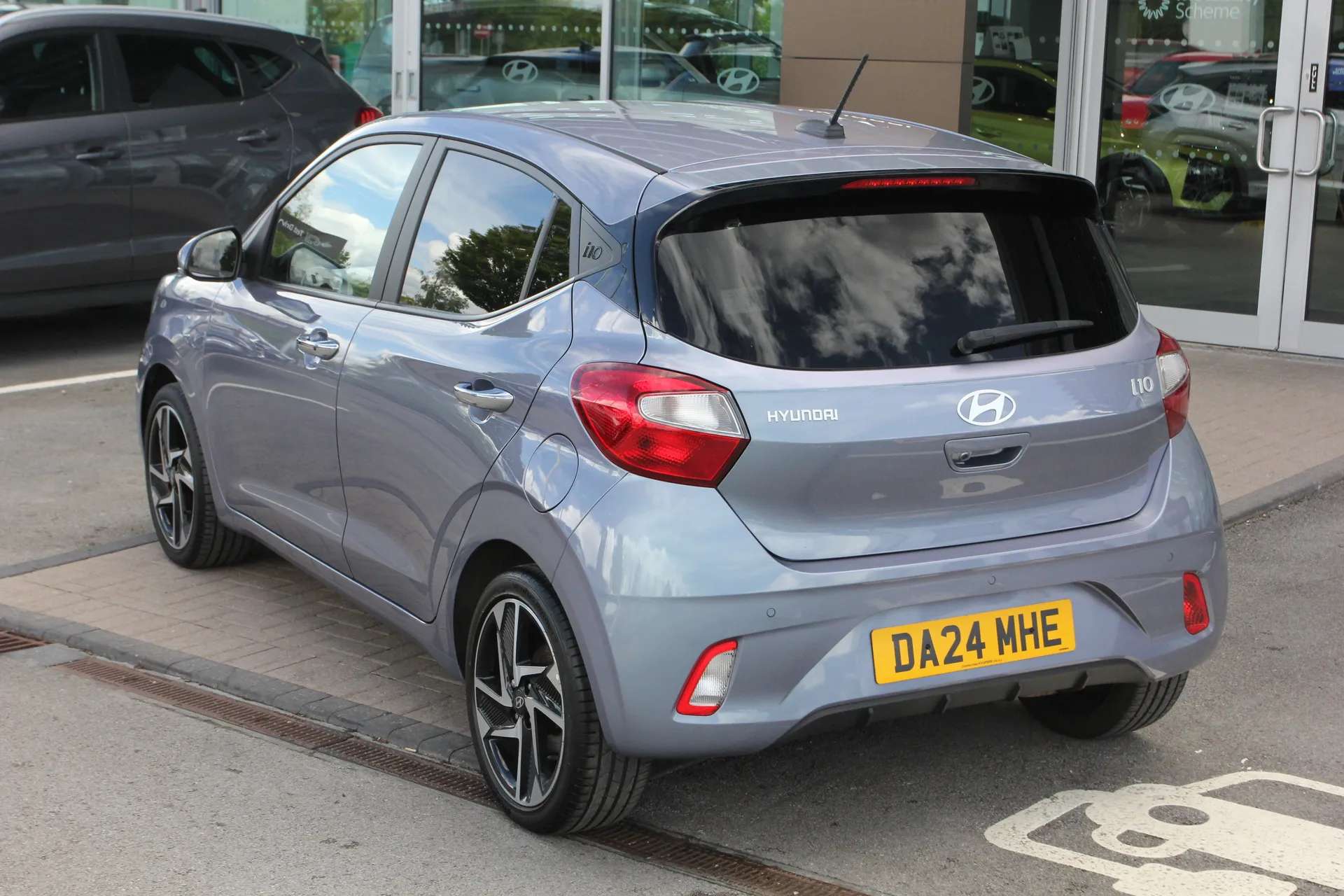 A 2024 HYUNDAI I10 1.2 MPi Premium 5dr A 2024 HYUNDAI I10 1.2 MPi Premium 5dr