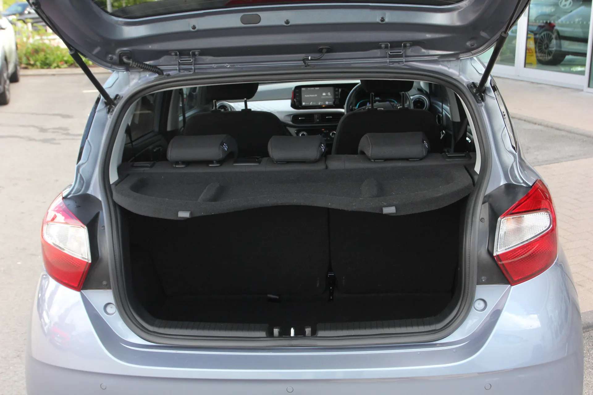 2024 HYUNDAI I10 2024 HYUNDAI I10