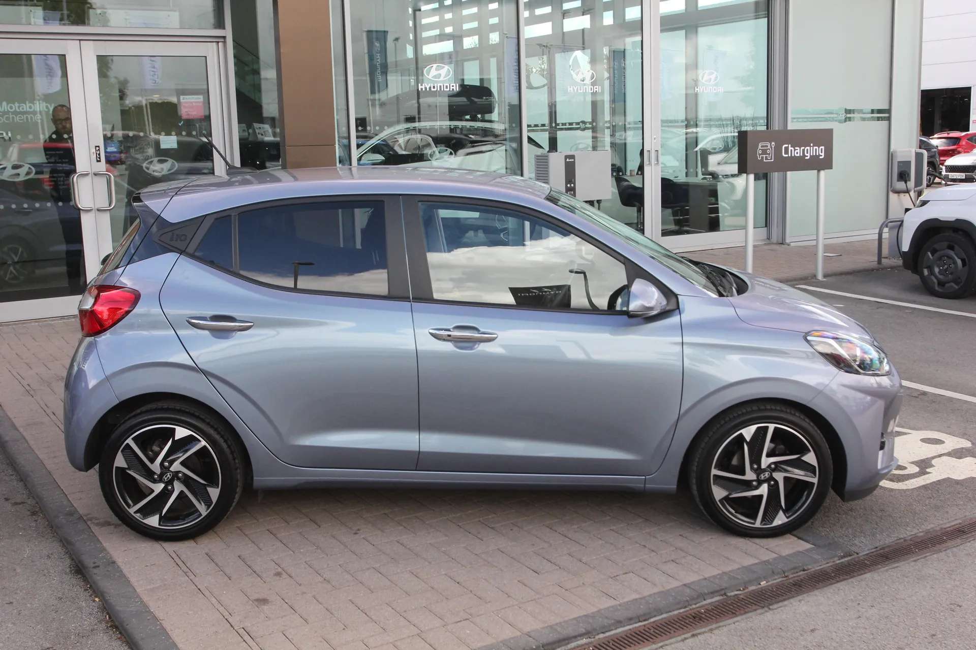 2024 HYUNDAI I10 2024 HYUNDAI I10