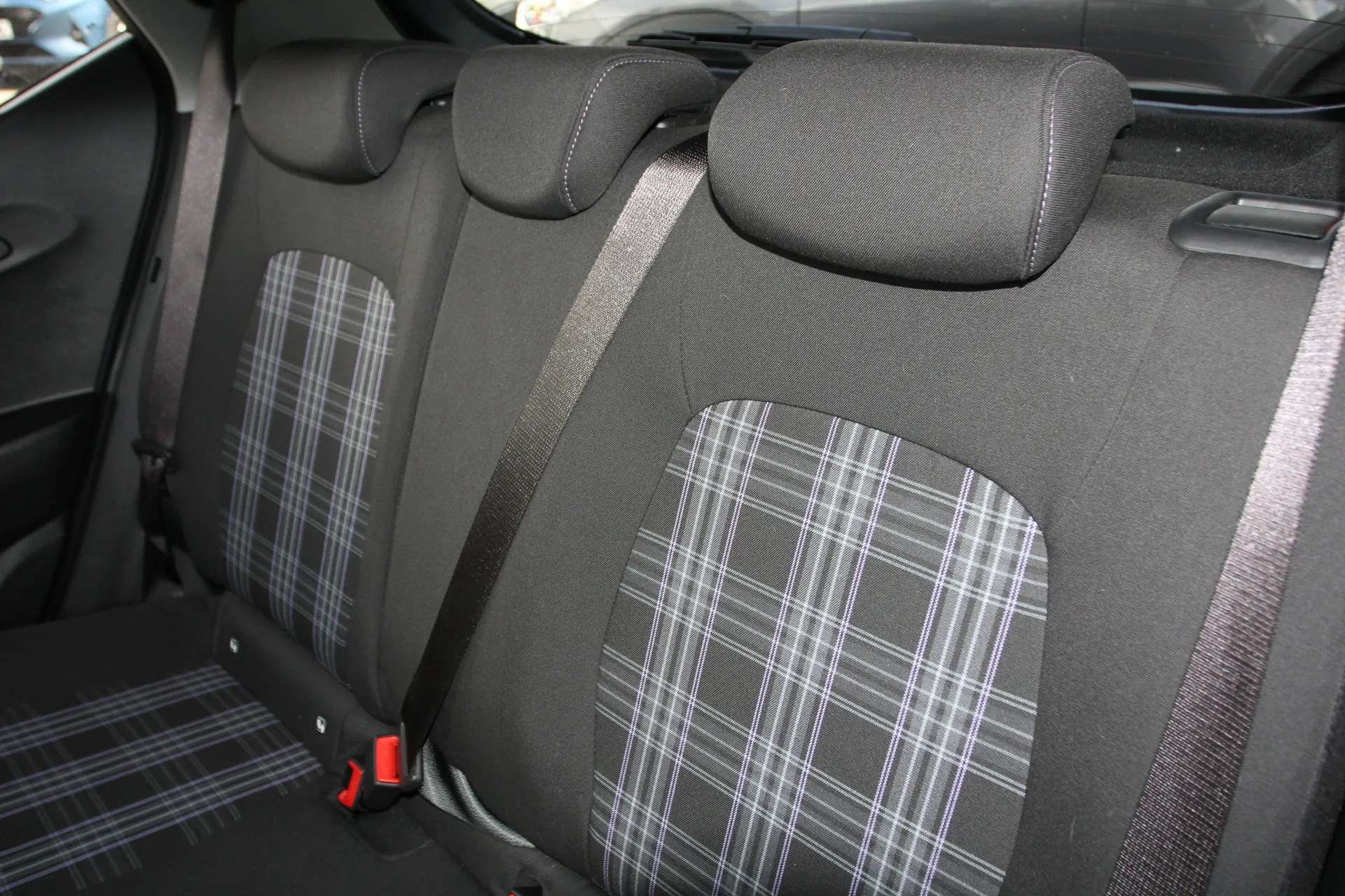 2024 HYUNDAI I10 2024 HYUNDAI I10