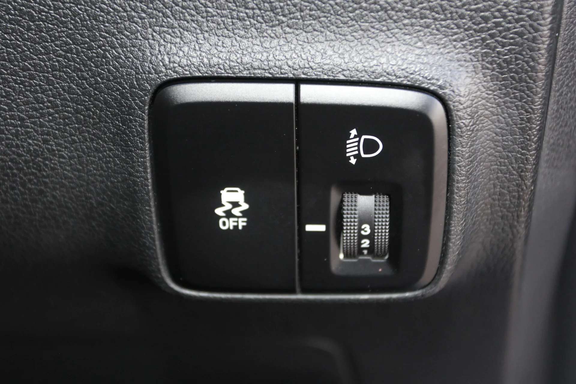 2024 HYUNDAI I10 2024 HYUNDAI I10