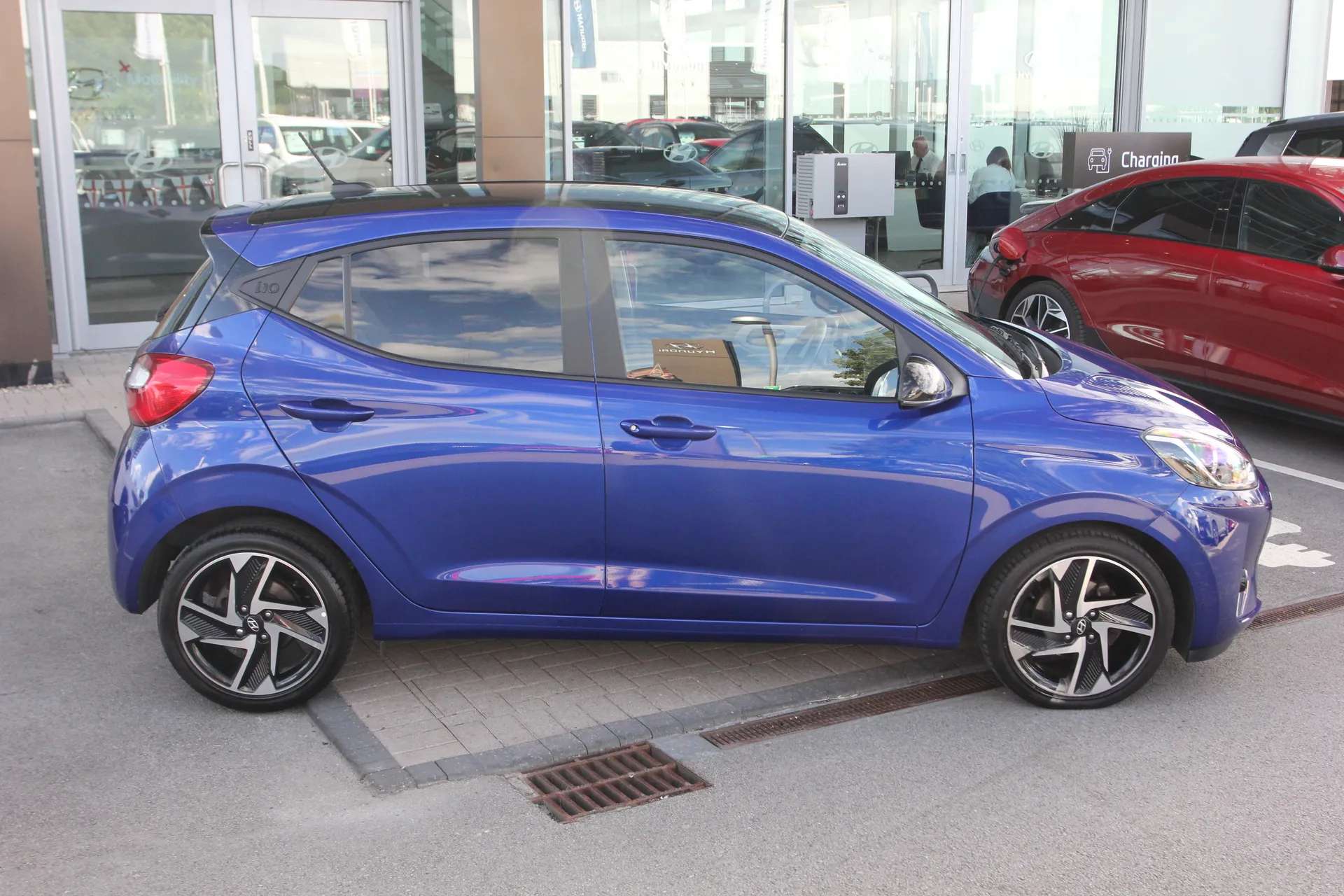 A 2021 HYUNDAI I10 1.0 MPi Premium 5dr A 2021 HYUNDAI I10 1.0 MPi Premium 5dr