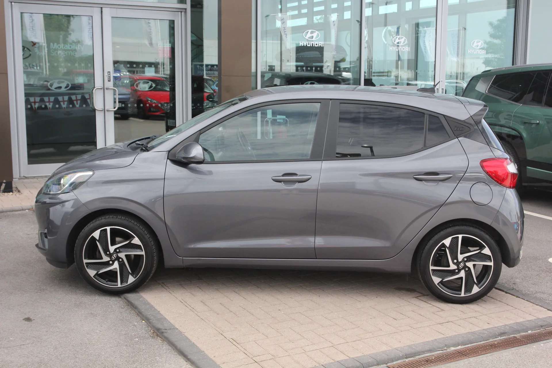 2021 HYUNDAI I10 2021 HYUNDAI I10