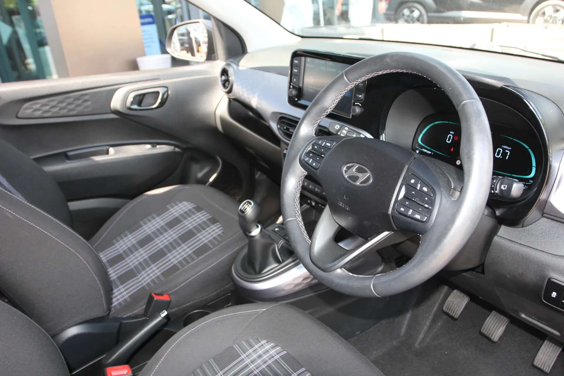 2023 HYUNDAI I10 2023 HYUNDAI I10