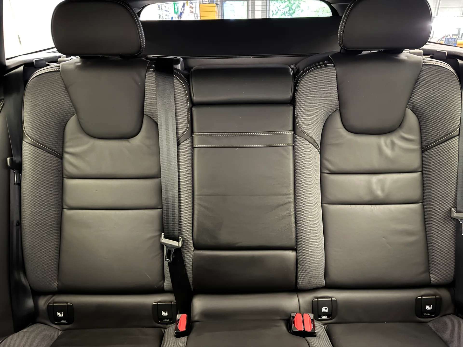 2020 VOLVO V60 2020 VOLVO V60