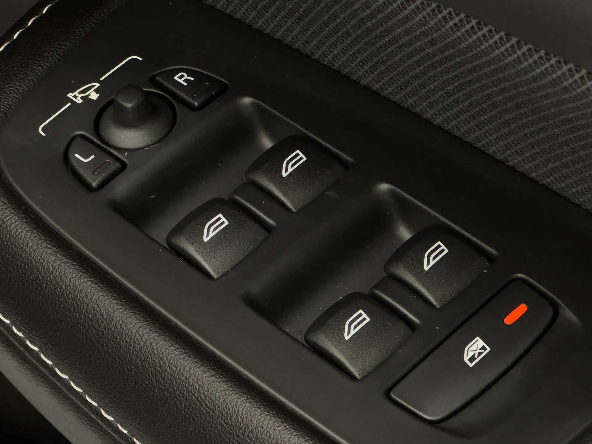 2020 VOLVO V60 2020 VOLVO V60