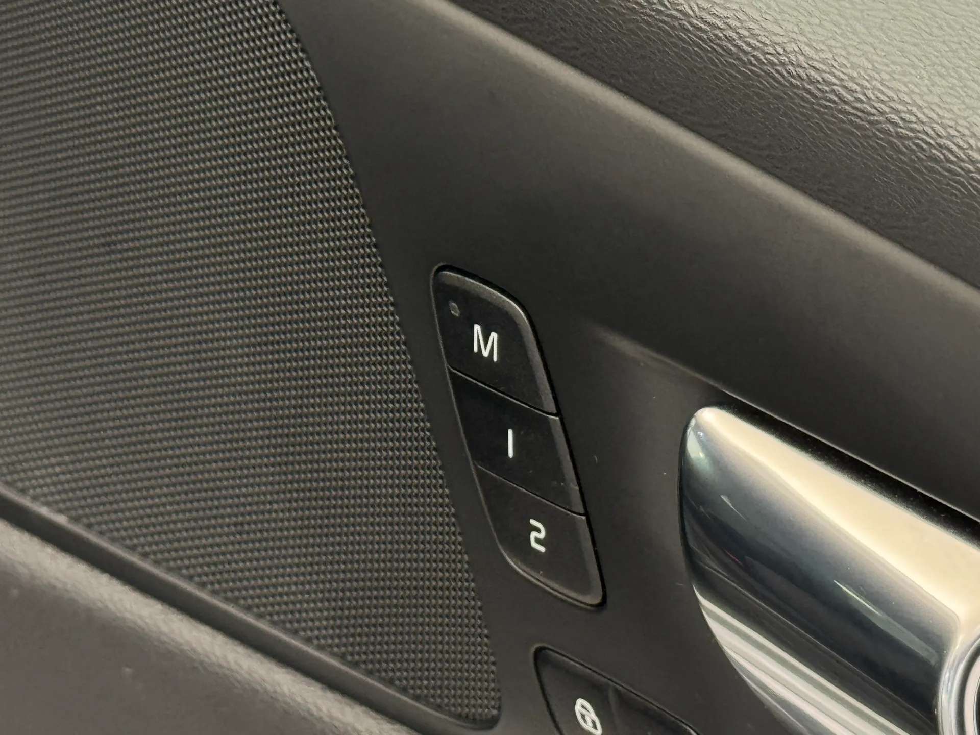 2020 VOLVO V60 2020 VOLVO V60