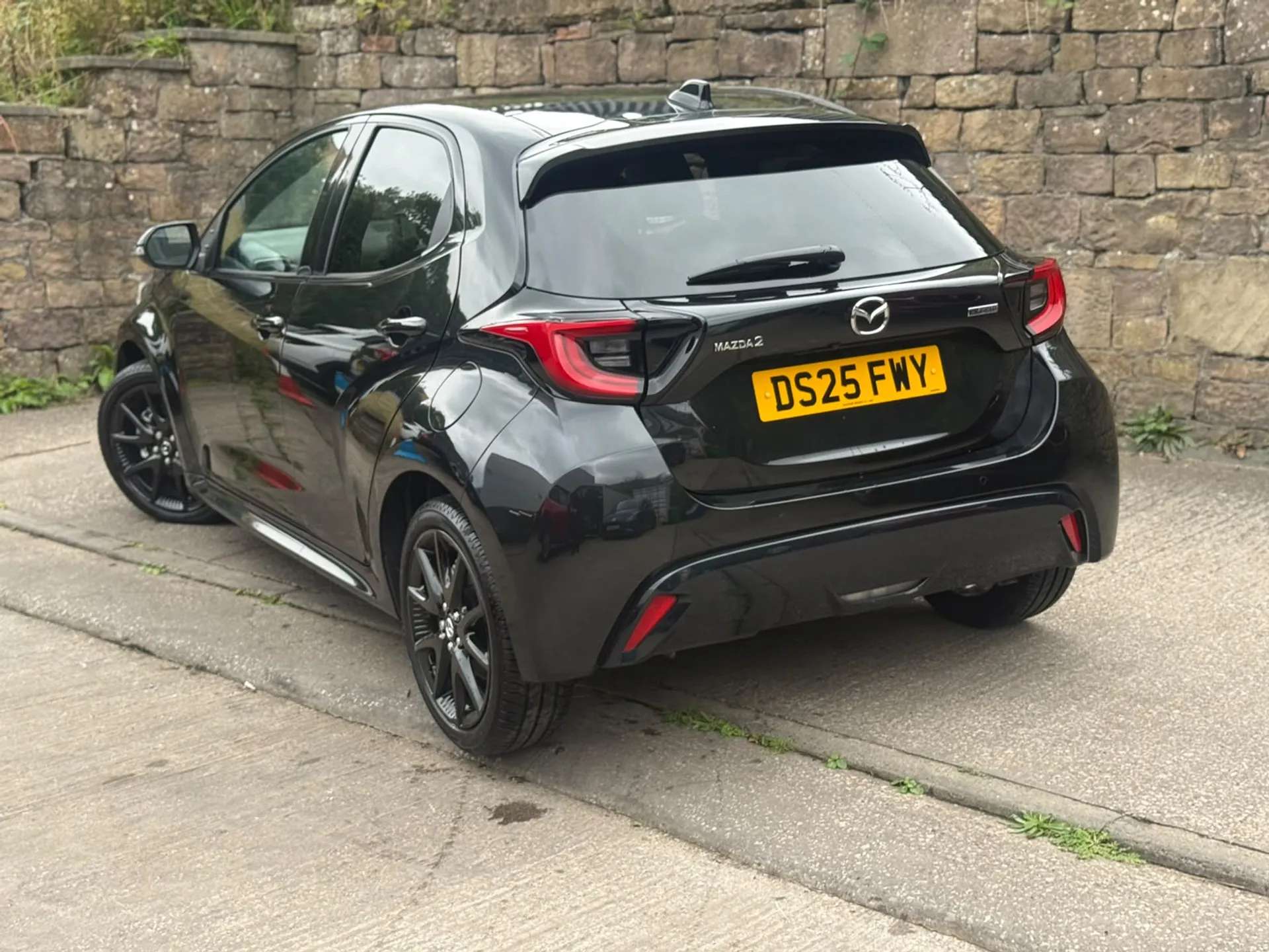 A 2025 MAZDA 2 HYBRID 1.5i Hybrid Homura Plus 5dr CVT âSUNROOFâCAMERAâKEYLESSâ A 2025 MAZDA 2 HYBRID 1.5i Hybrid Homura Plus 5dr CVT âSUNROOFâCAMERAâKEYLESSâ