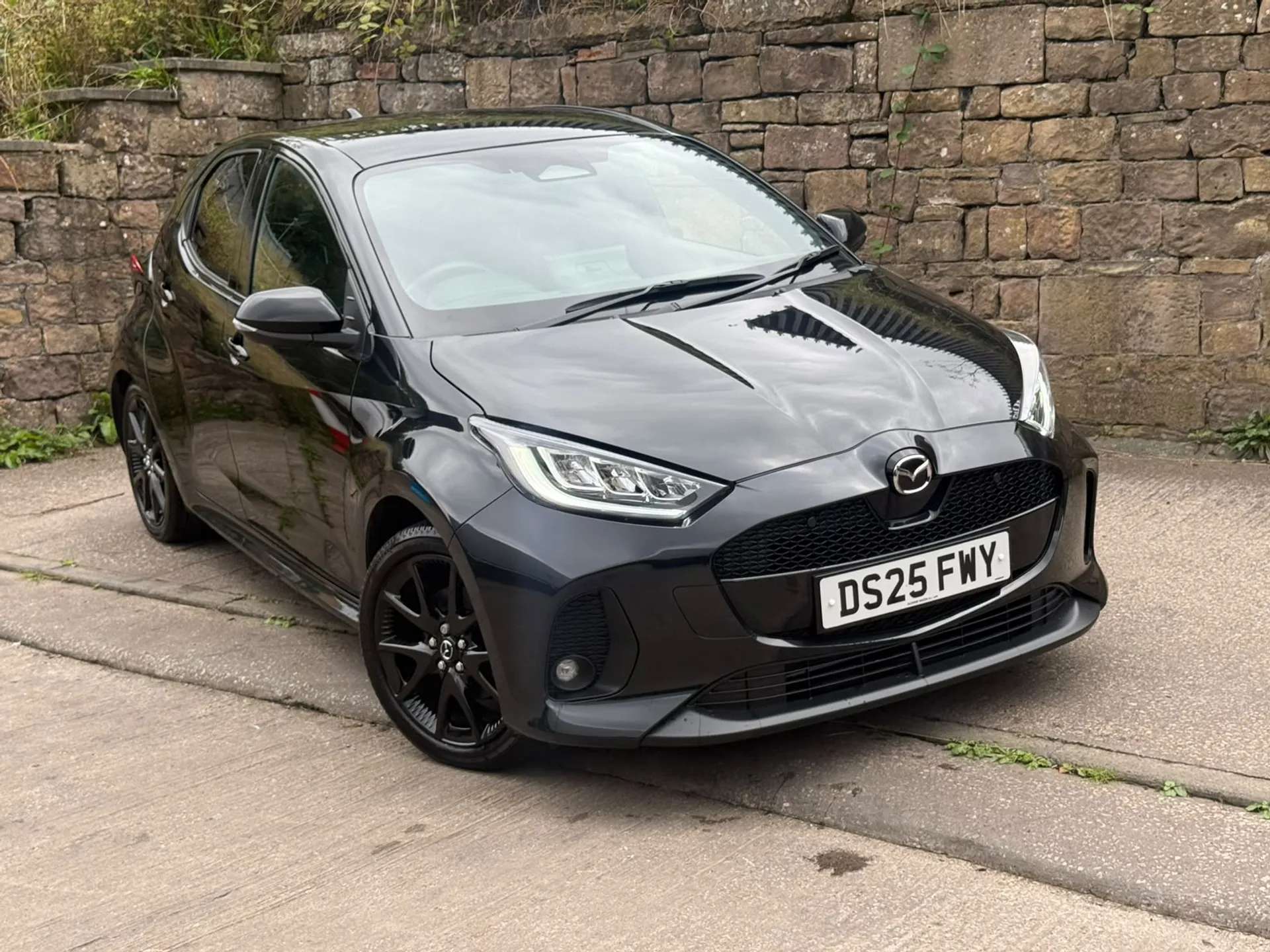 A 2025 MAZDA 2 HYBRID 1.5i Hybrid Homura Plus 5dr CVT âSUNROOFâCAMERAâKEYLESSâ A 2025 MAZDA 2 HYBRID 1.5i Hybrid Homura Plus 5dr CVT âSUNROOFâCAMERAâKEYLESSâ