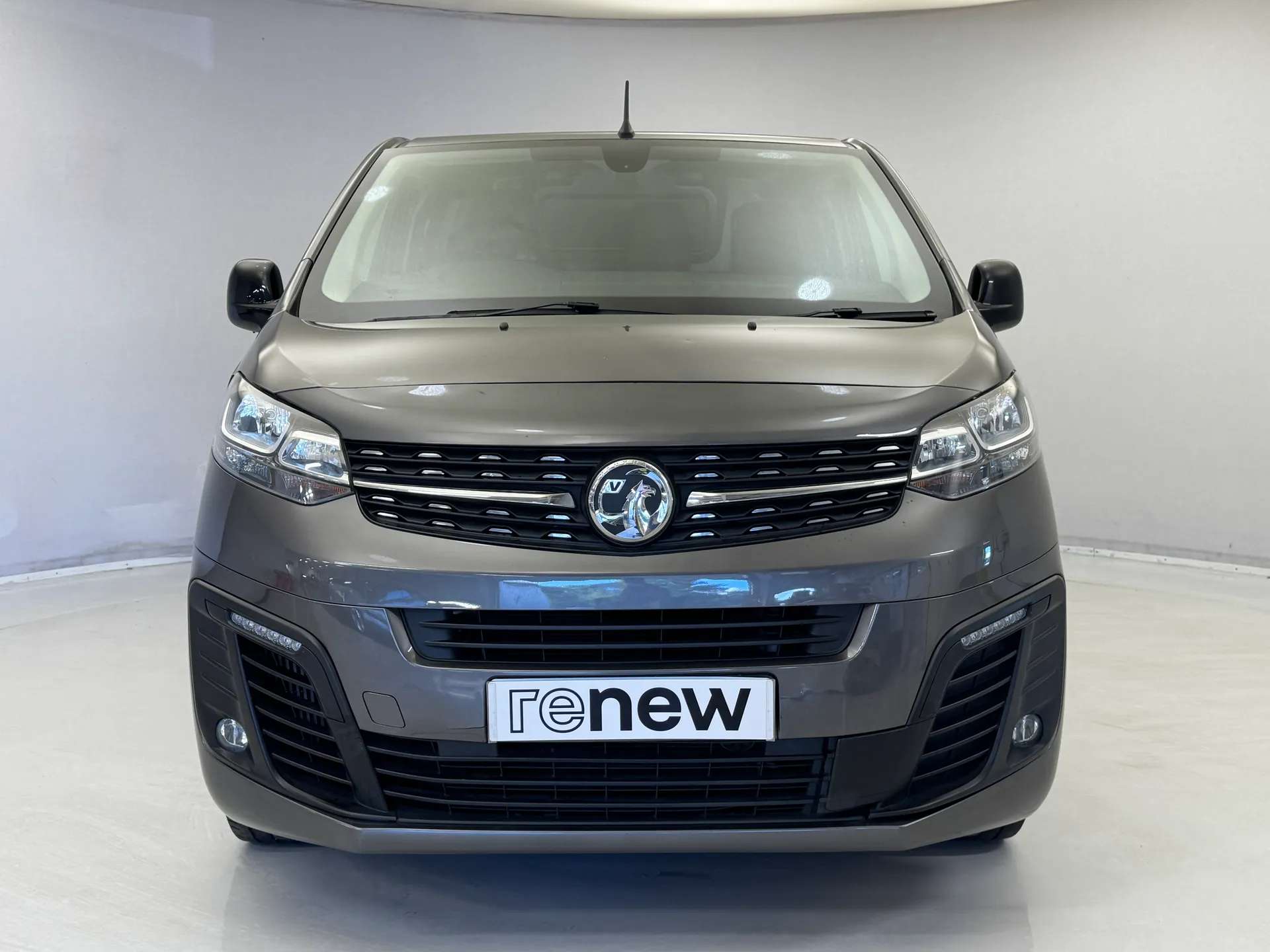 A 2021 VAUXHALL VIVARO 3100 2.0d 145PS Sportive H1 Van A 2021 VAUXHALL VIVARO 3100 2.0d 145PS Sportive H1 Van