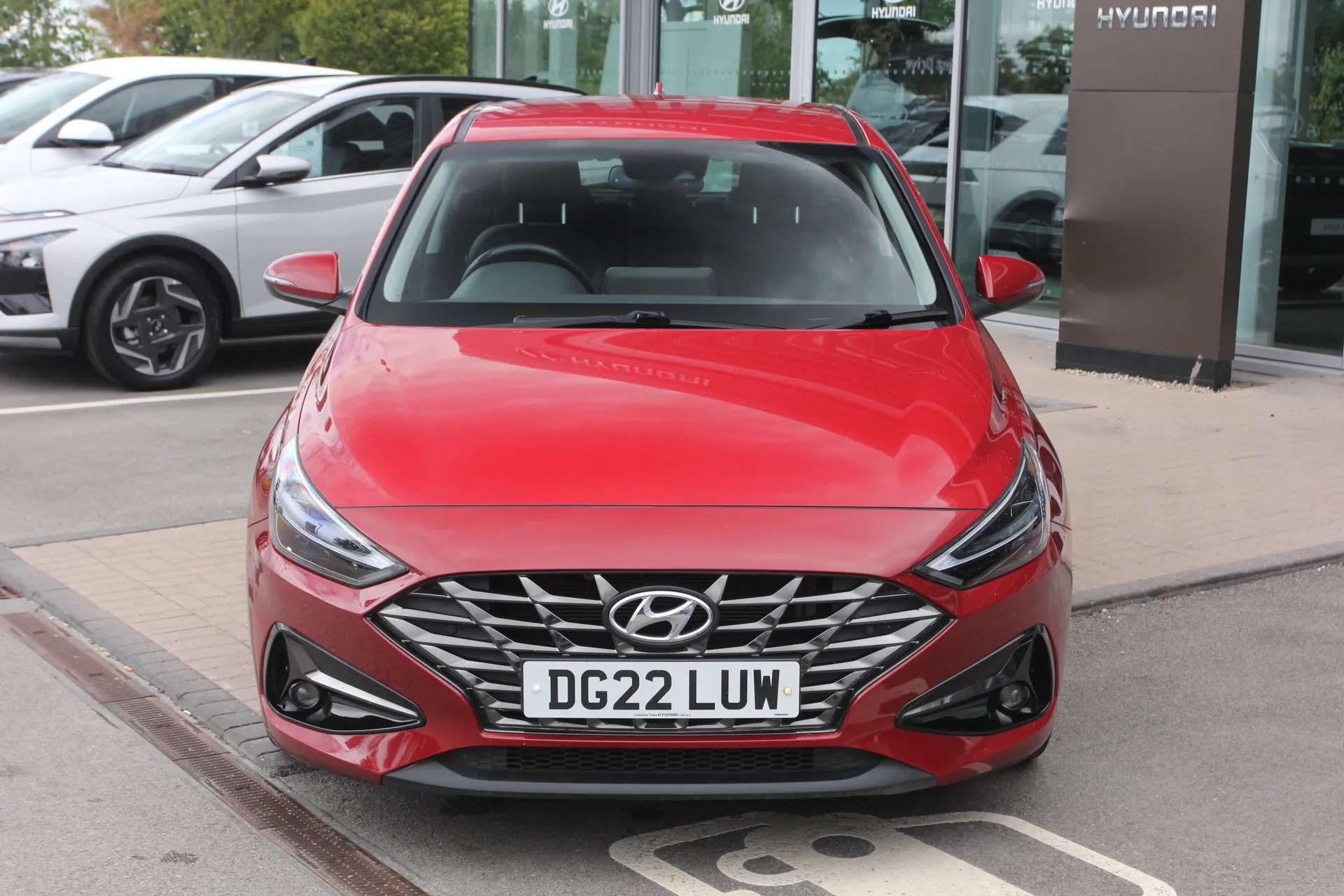 A 2022 HYUNDAI I30 1.0T GDi Premium 5dr A 2022 HYUNDAI I30 1.0T GDi Premium 5dr