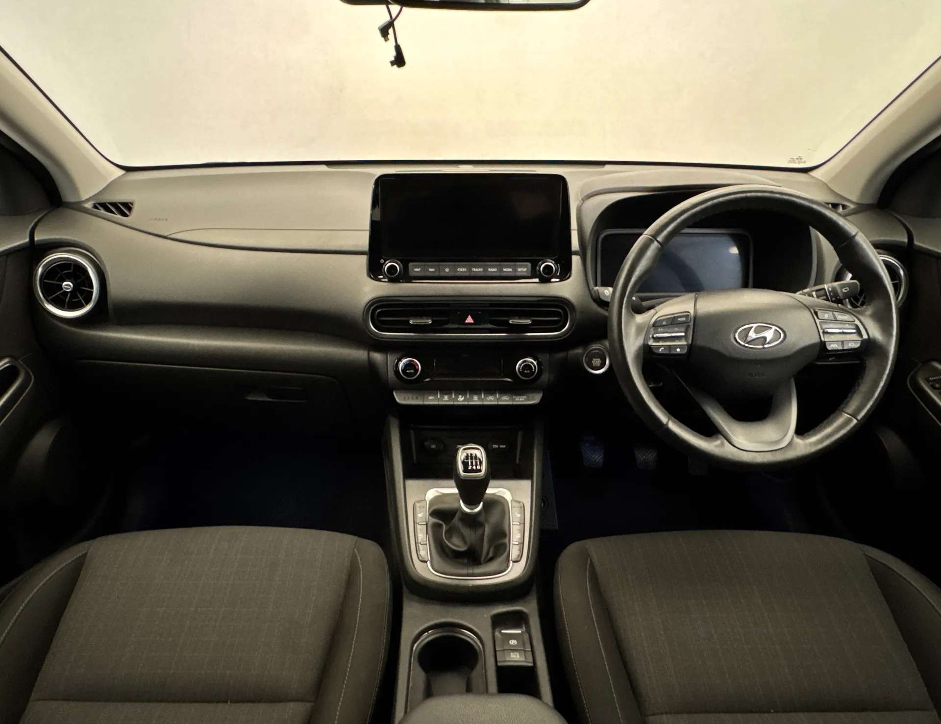A 2023 HYUNDAI KONA 1.0 TGDi 48V MHEV Premium 5dr A 2023 HYUNDAI KONA 1.0 TGDi 48V MHEV Premium 5dr