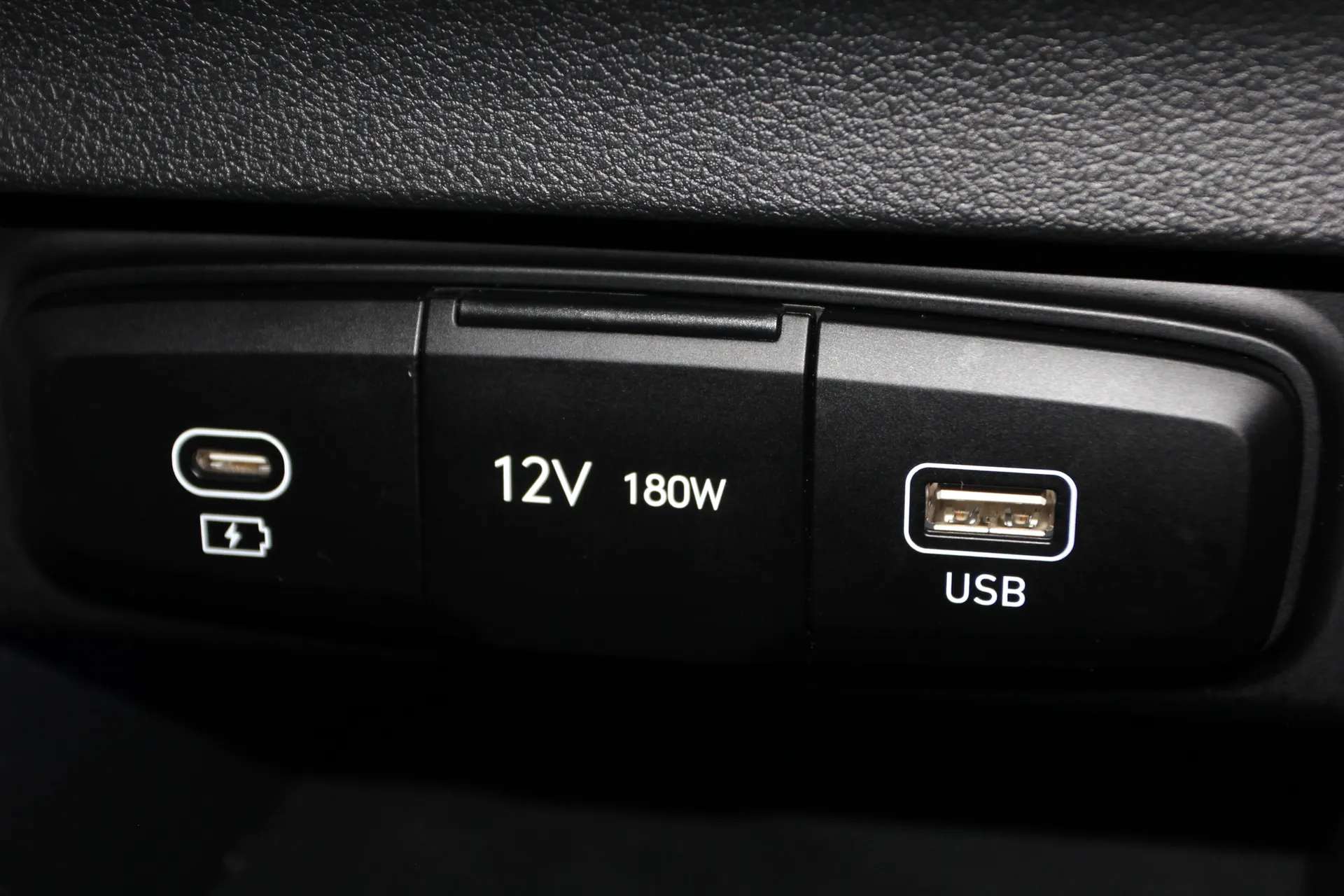 2024 HYUNDAI BAYON 2024 HYUNDAI BAYON