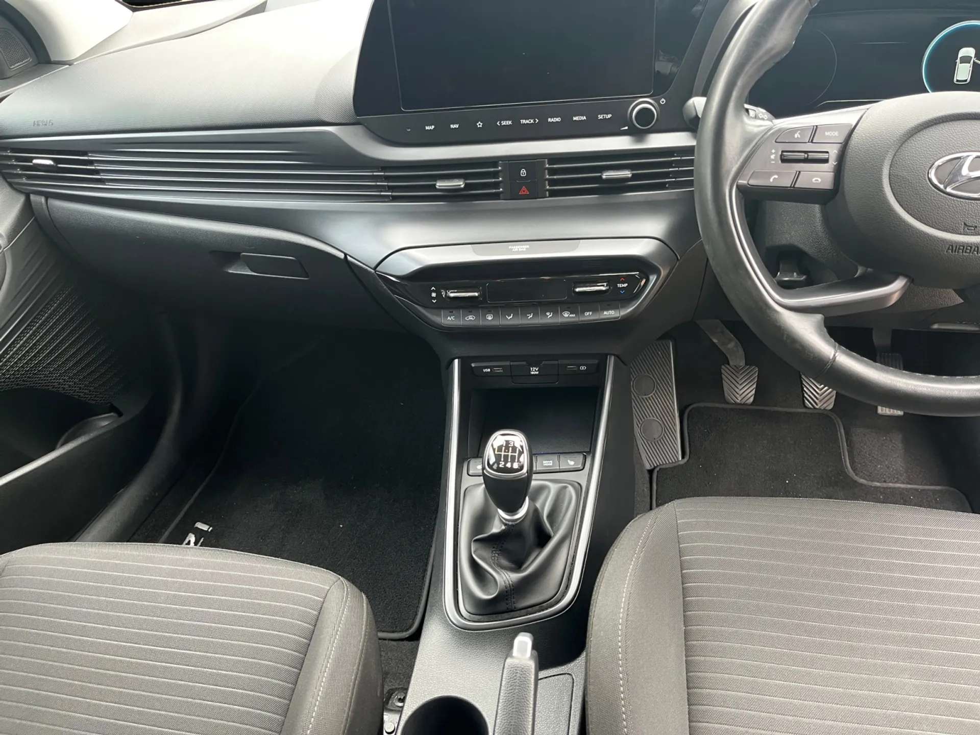 2021 HYUNDAI I20 2021 HYUNDAI I20