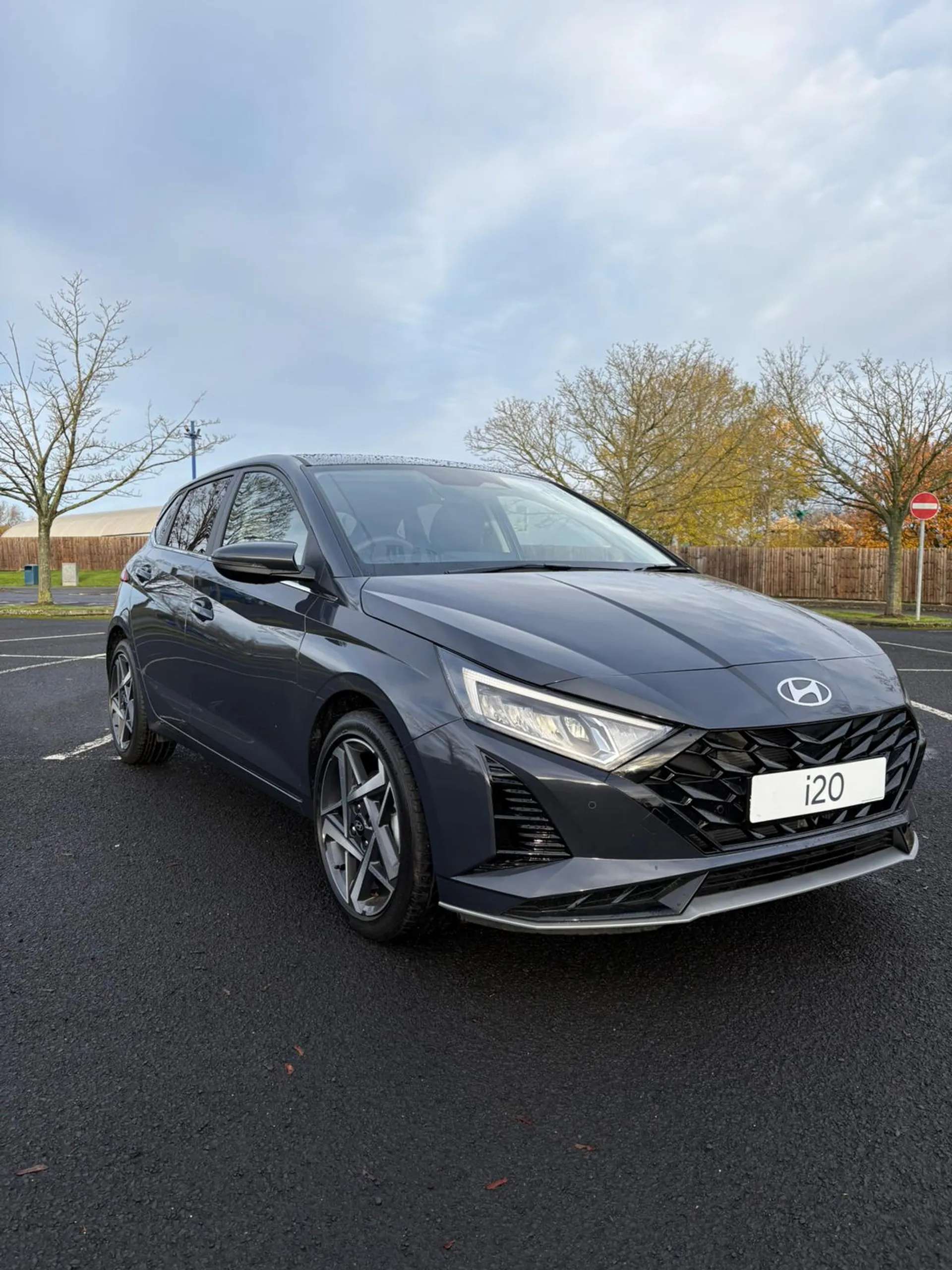 A 2025 HYUNDAI I20 1.0T GDi Premium 5dr âNAVâCAMERAâSENSORSâCARPLAYâ A 2025 HYUNDAI I20 1.0T GDi Premium 5dr âNAVâCAMERAâSENSORSâCARPLAYâ
