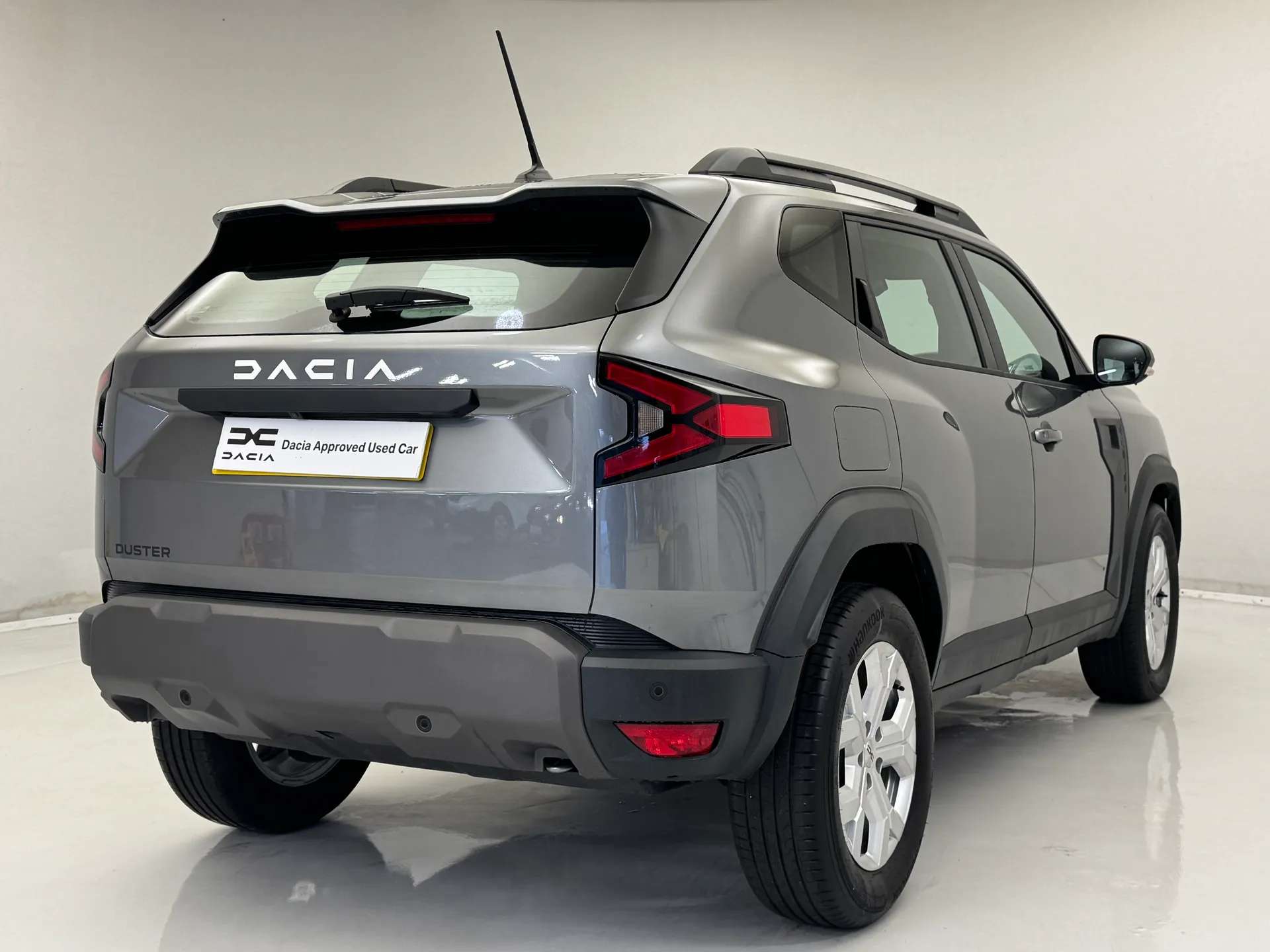 A 2026 DACIA DUSTER 1.2 TCe Mild Hybrid 140 Expression 5dr A 2026 DACIA DUSTER 1.2 TCe Mild Hybrid 140 Expression 5dr